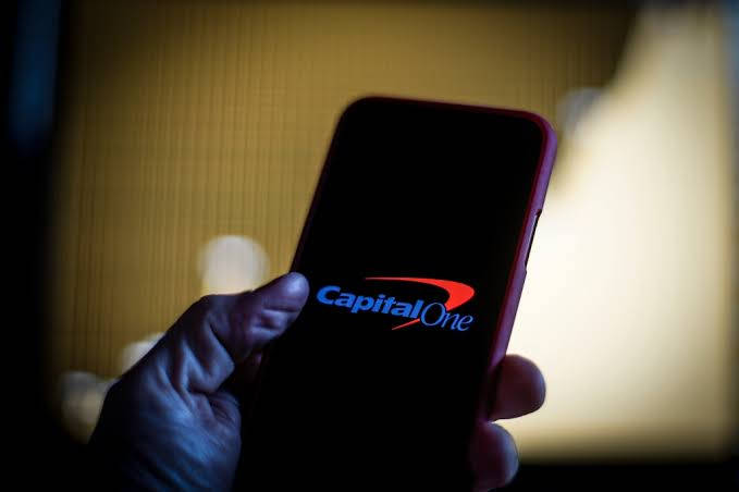Capital One, online banking service, smartphone, SD Desktop Wallpaper