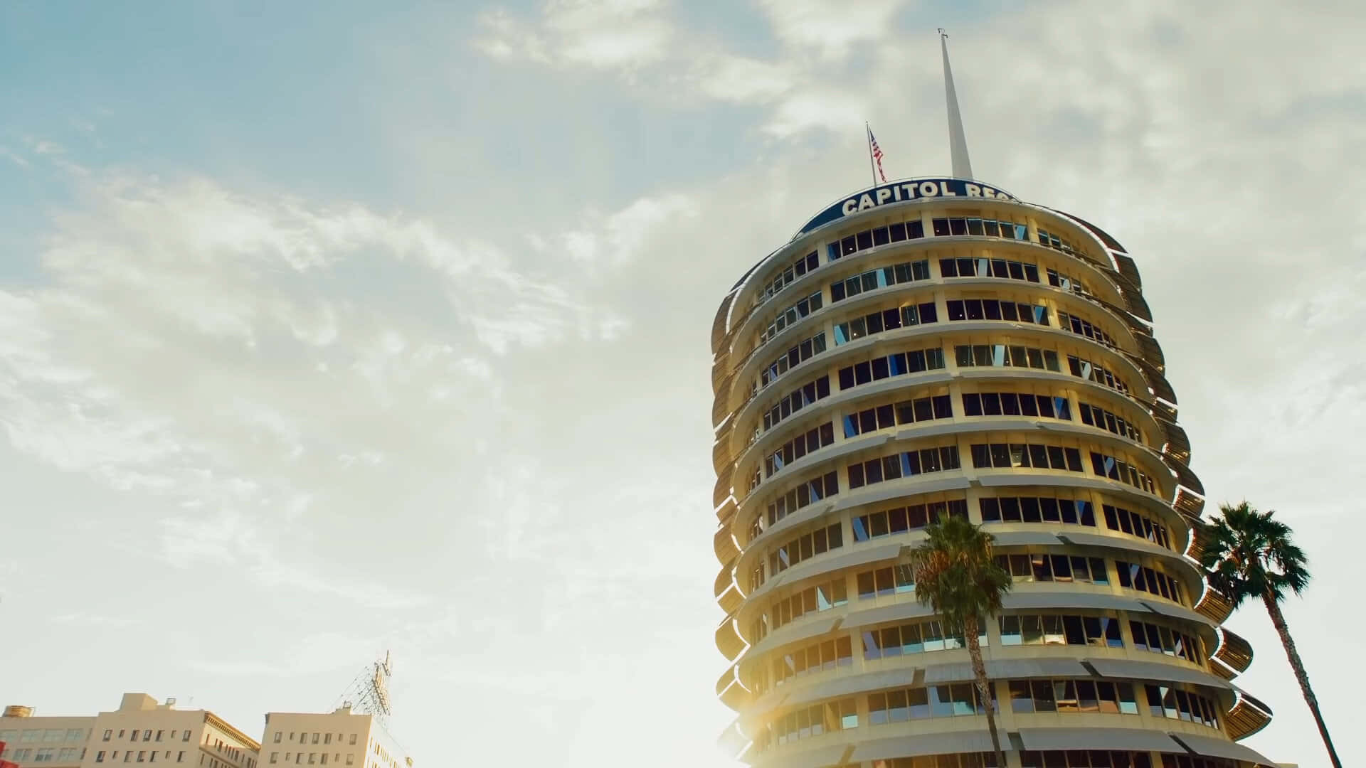 Capitol Records Building, golden sunset light, palm trees, Full HD Desktop Wallpaper