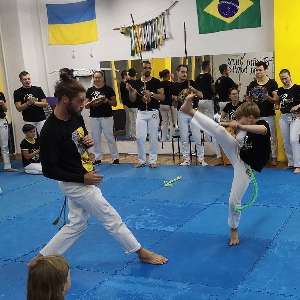 Capoeira, white gi, gym, SD Desktop Wallpaper