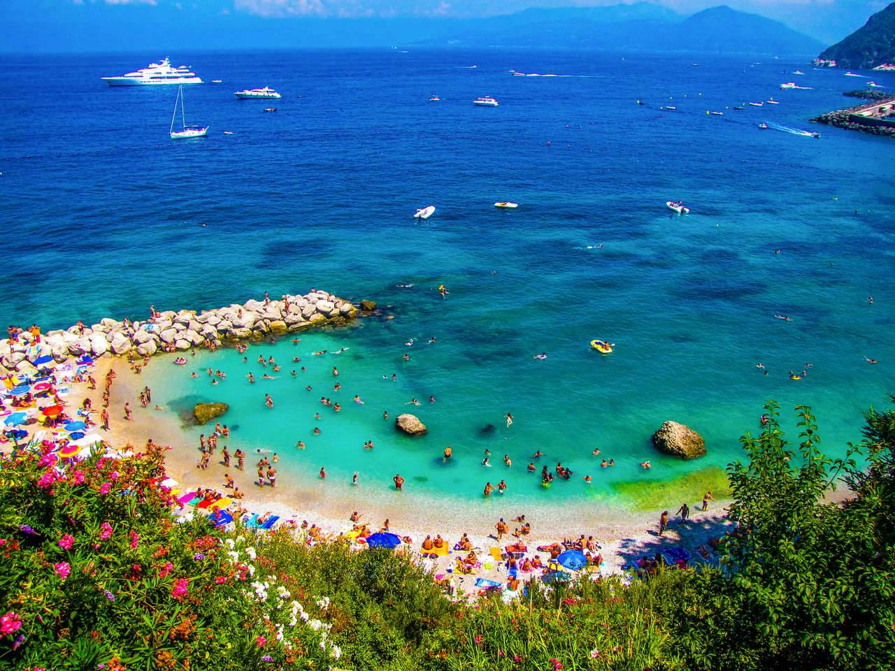 Capri Italy, beach front, turquoise waters, HD Desktop Wallpaper