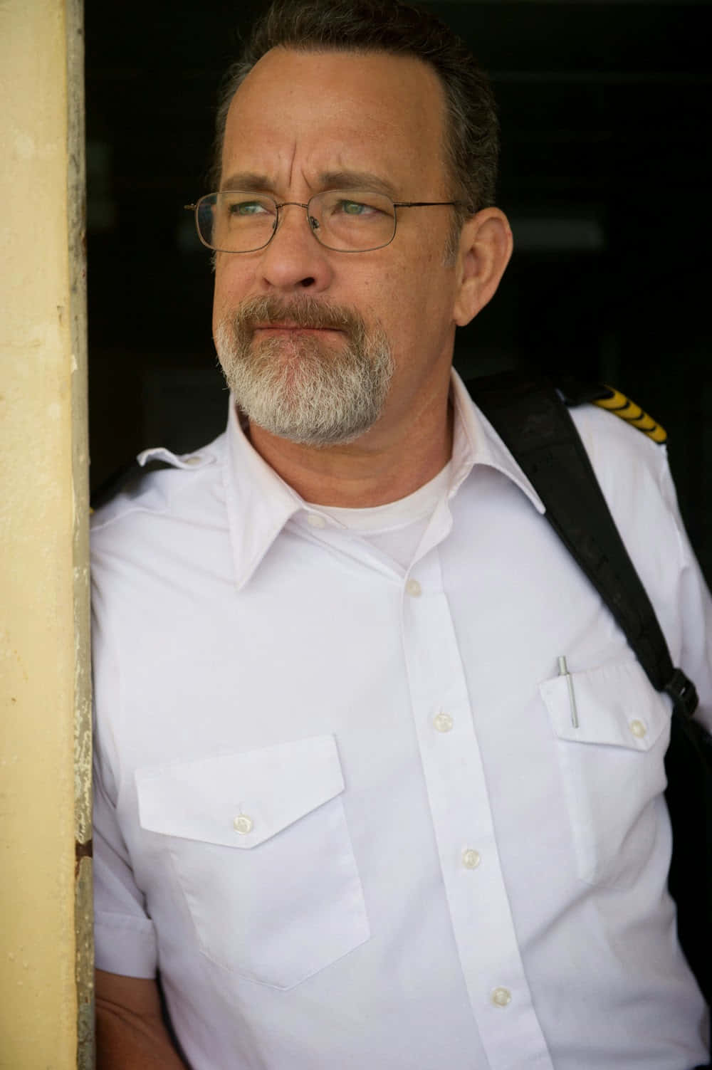 Captain Phillips, white uniform, glasses, HD Phone Wallpaper