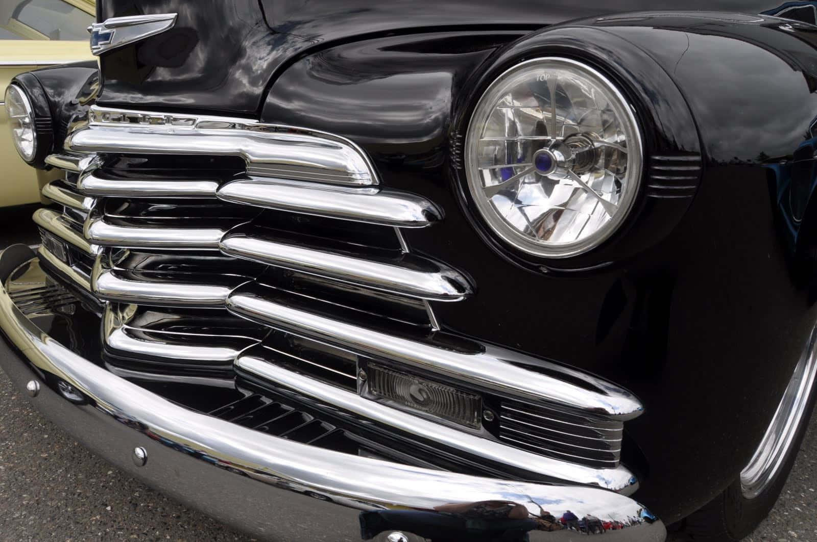 glossy black, vintage car, chrome grille, HD Desktop Wallpaper