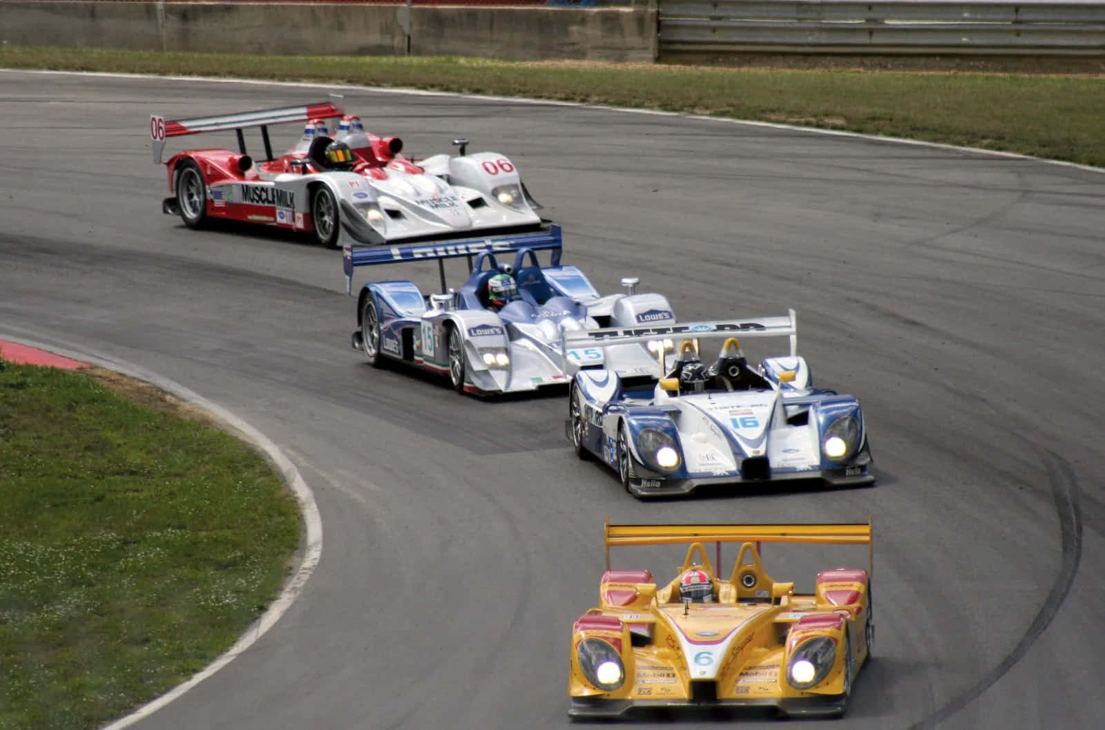 race cars, asphalt track, grass, HD Desktop Wallpaper