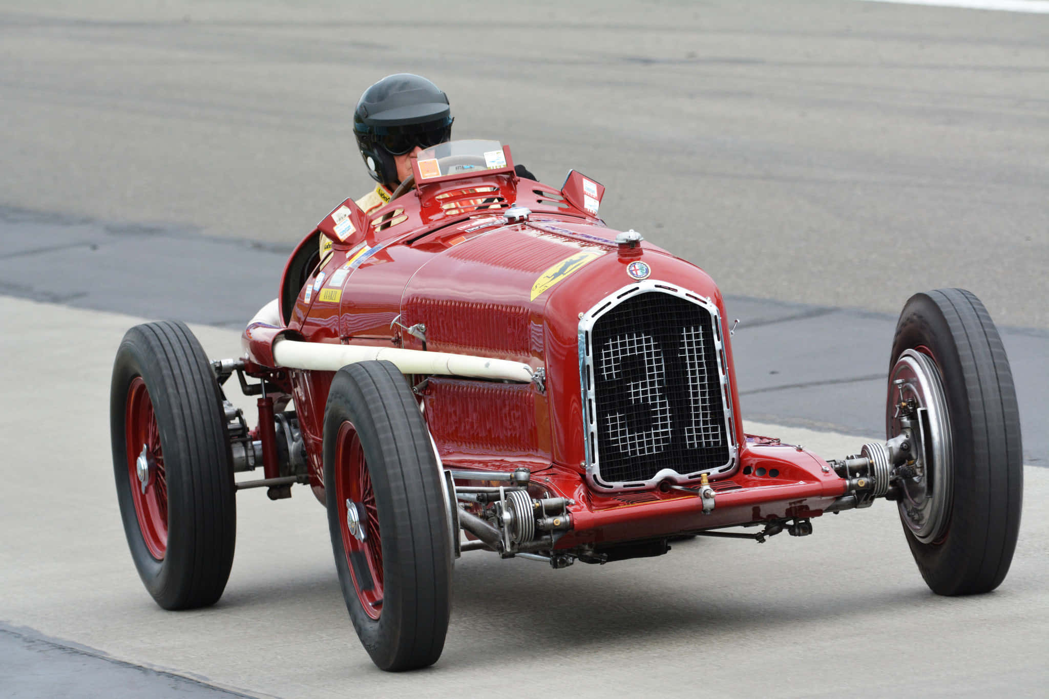vintage red race car, exposed mechanics, gray asphalt track, Full HD Desktop Wallpaper