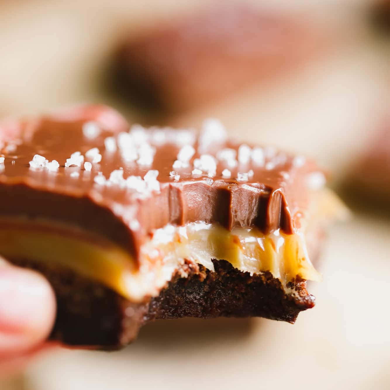 caramel brownie, chocolate caramel bar, flaky salt, HD Desktop Wallpaper