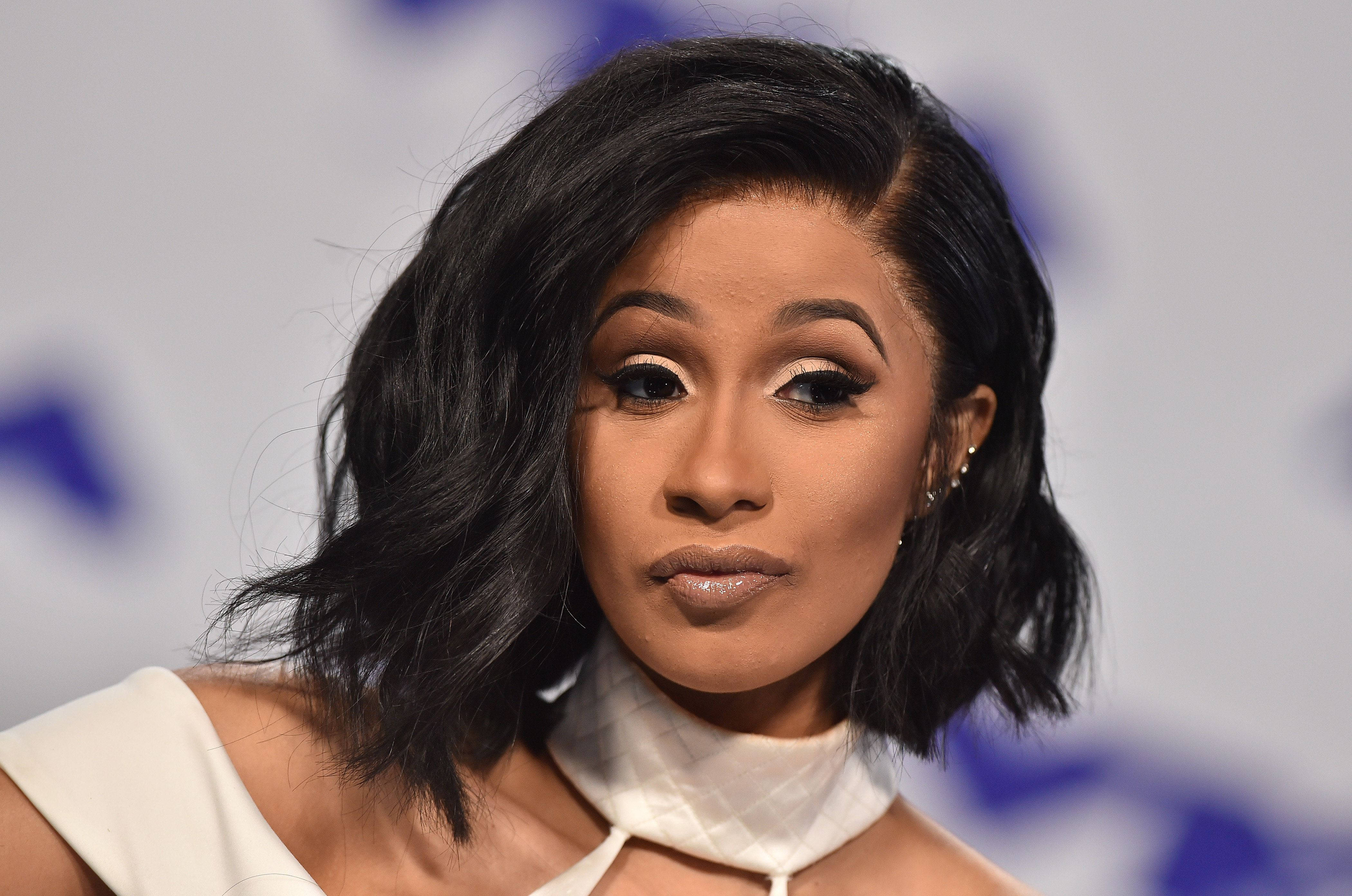 Cardi B, 2017 MTV Awards, dark wavy bob hair, 4K Desktop Wallpaper