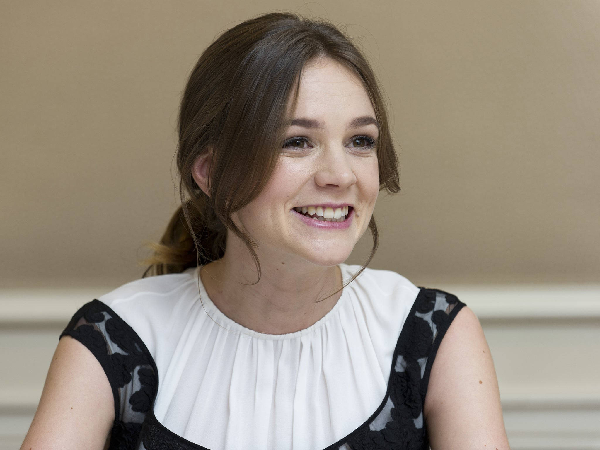 Carey Mulligan, brown hair, ponytail, Full HD Desktop Wallpaper