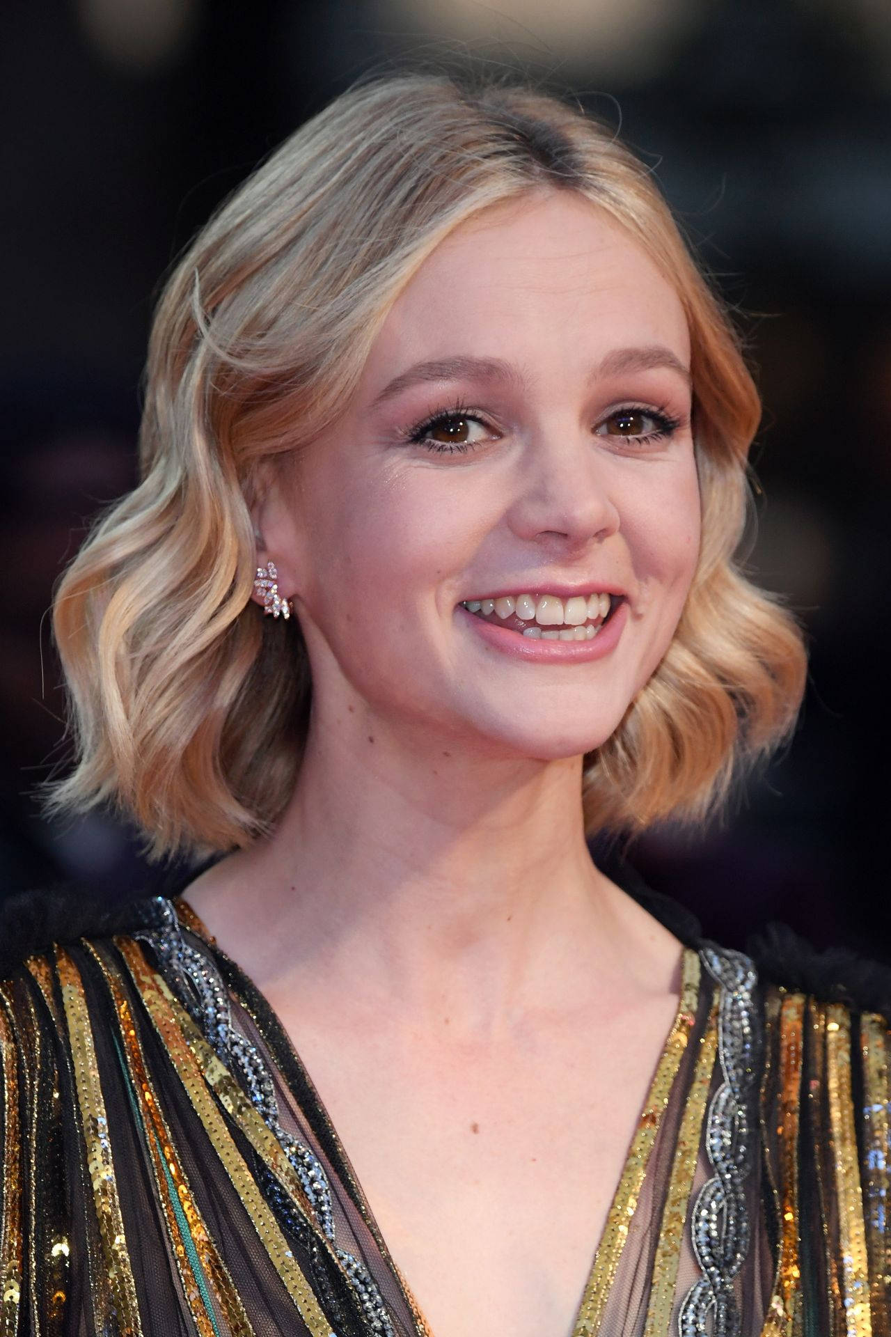 Carey Mulligan, blonde woman, wavy bob hair, Full HD Phone Wallpaper