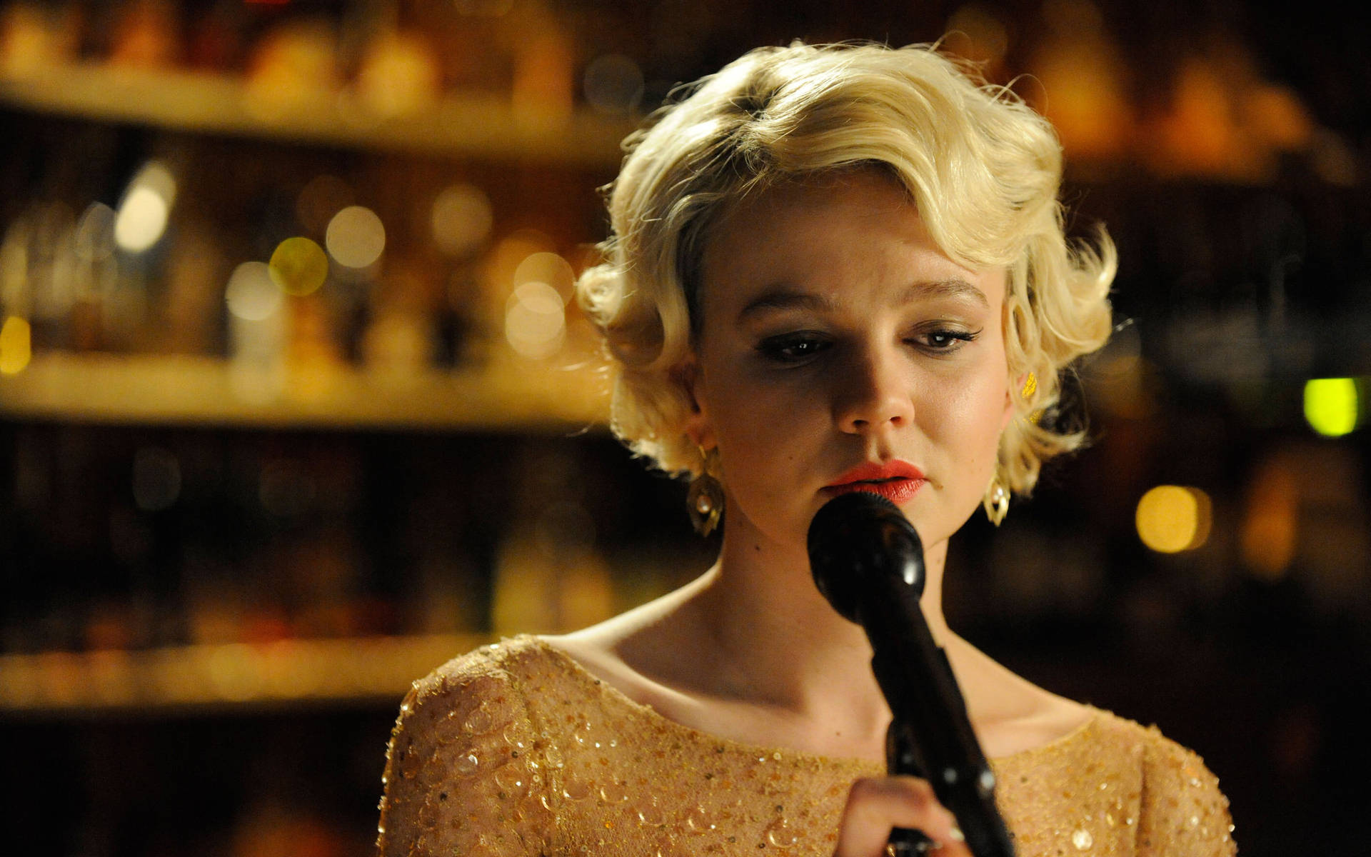 Carey Mulligan, golden dress, gold sequined dress, Full HD Desktop Wallpaper