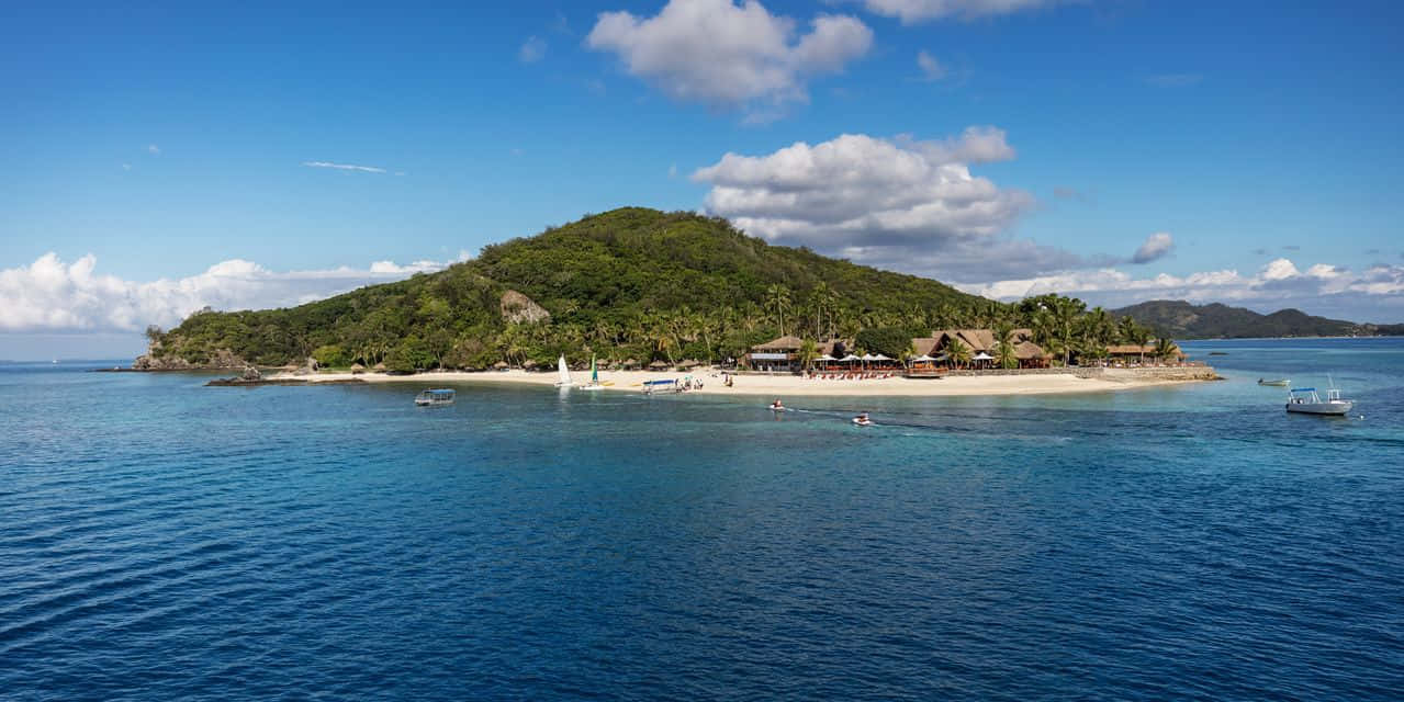 Caribbean Island, tropical island, sandy beach resort buildings, SD Desktop Wallpaper