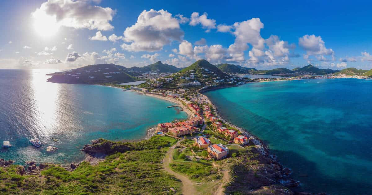 Caribbean Island, turquoise waters, lush green hills, SD Desktop Wallpaper