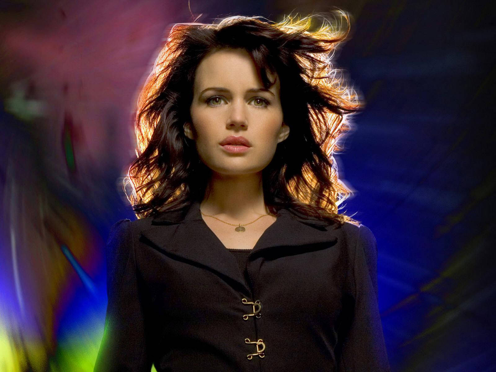 Carla Gugino, black coat, windswept dark hair, HD Desktop Wallpaper