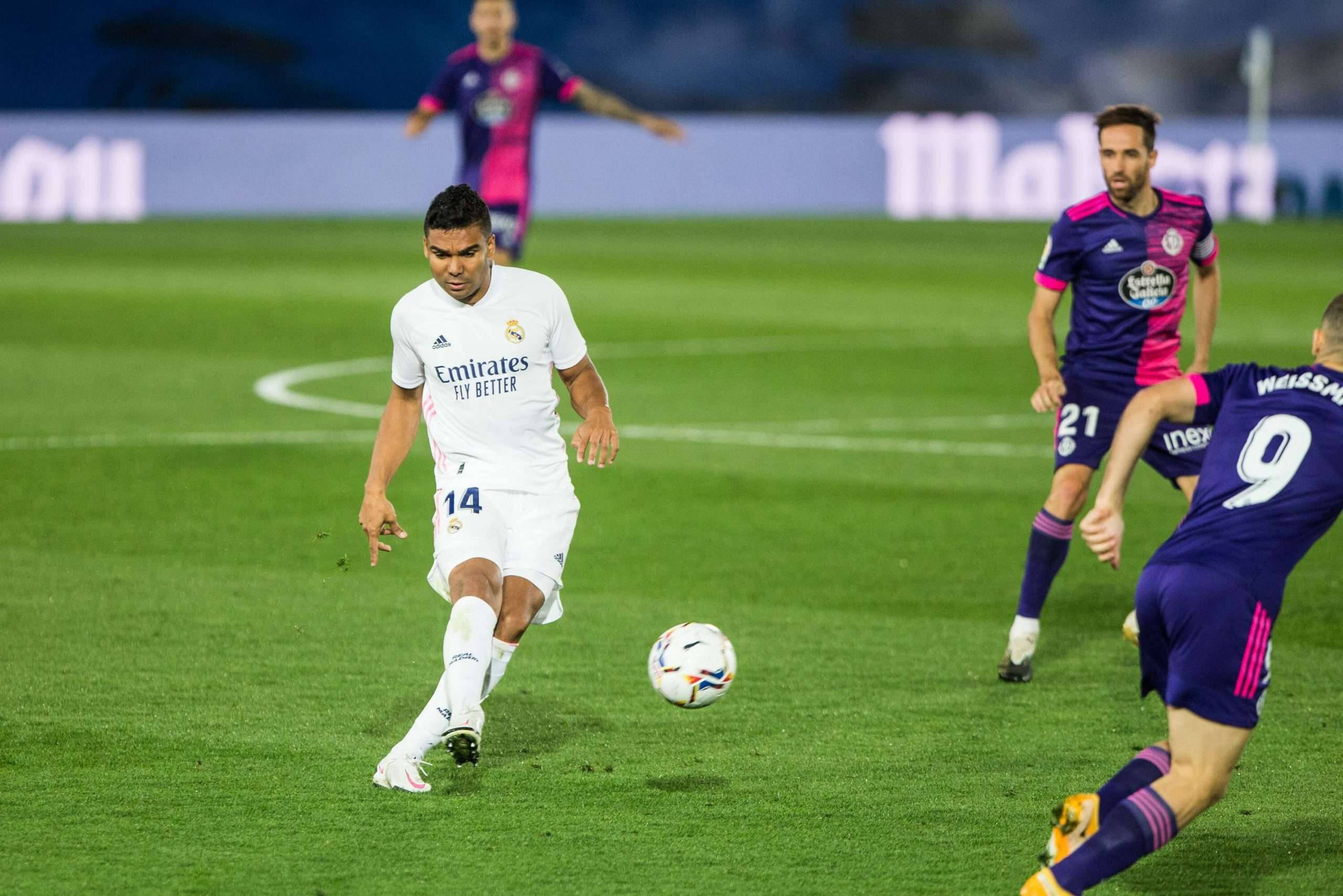 Carlos Casimiro, white, purple, 2K Desktop Wallpaper