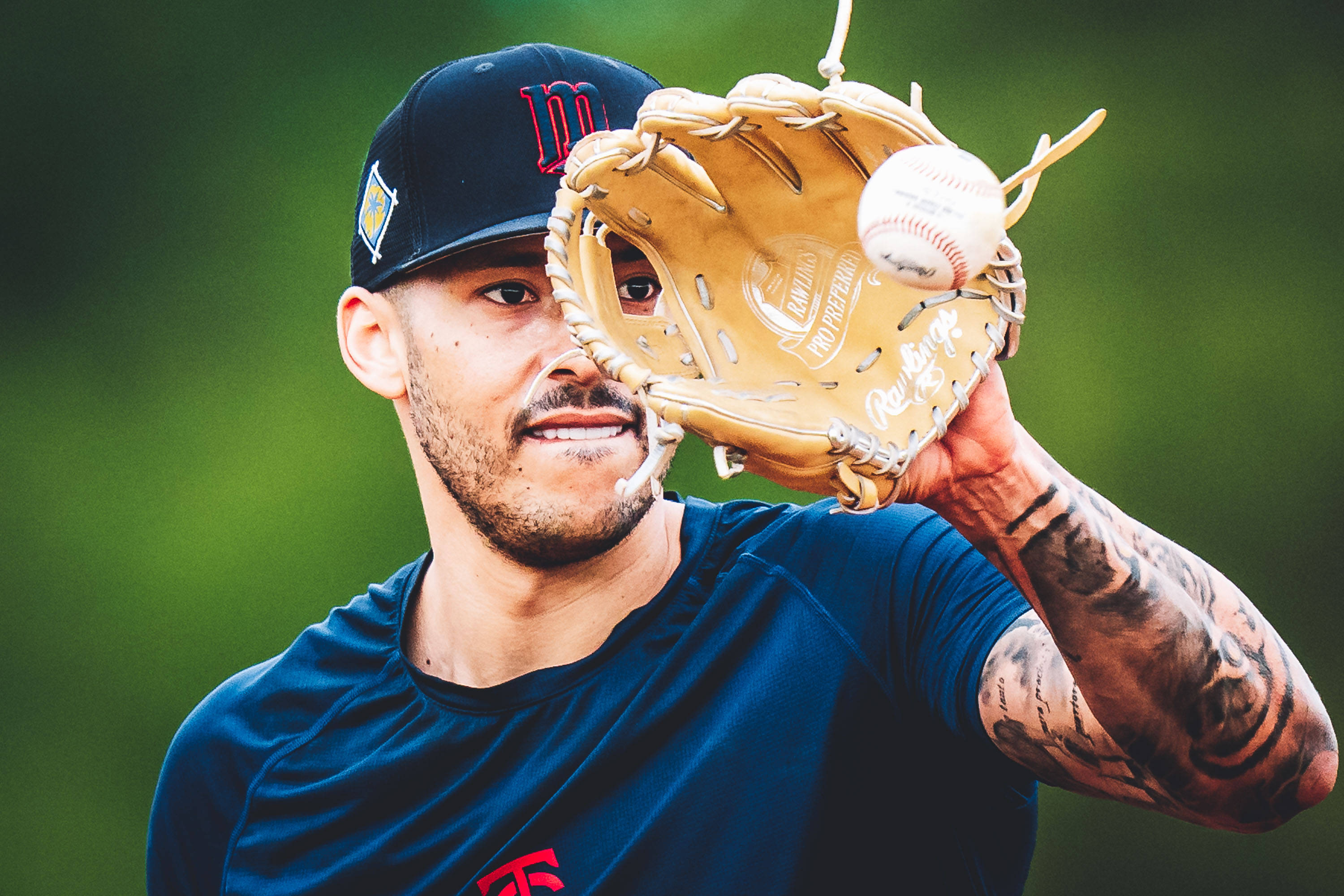 Carlos Correa, tattooed arm, glove, 2K Desktop Wallpaper