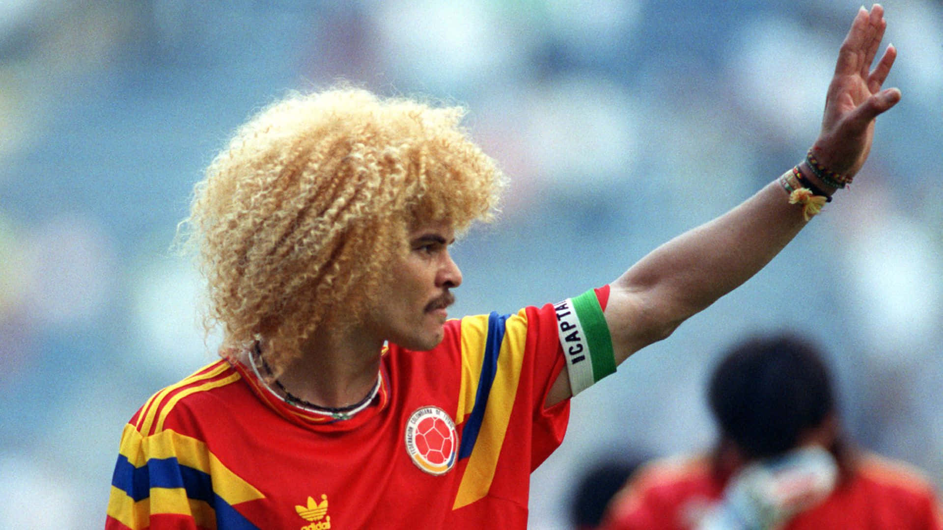 Carlos Valderrama, voluminous blonde afro, red yellow and blue striped jersey, Full HD Desktop Wallpaper