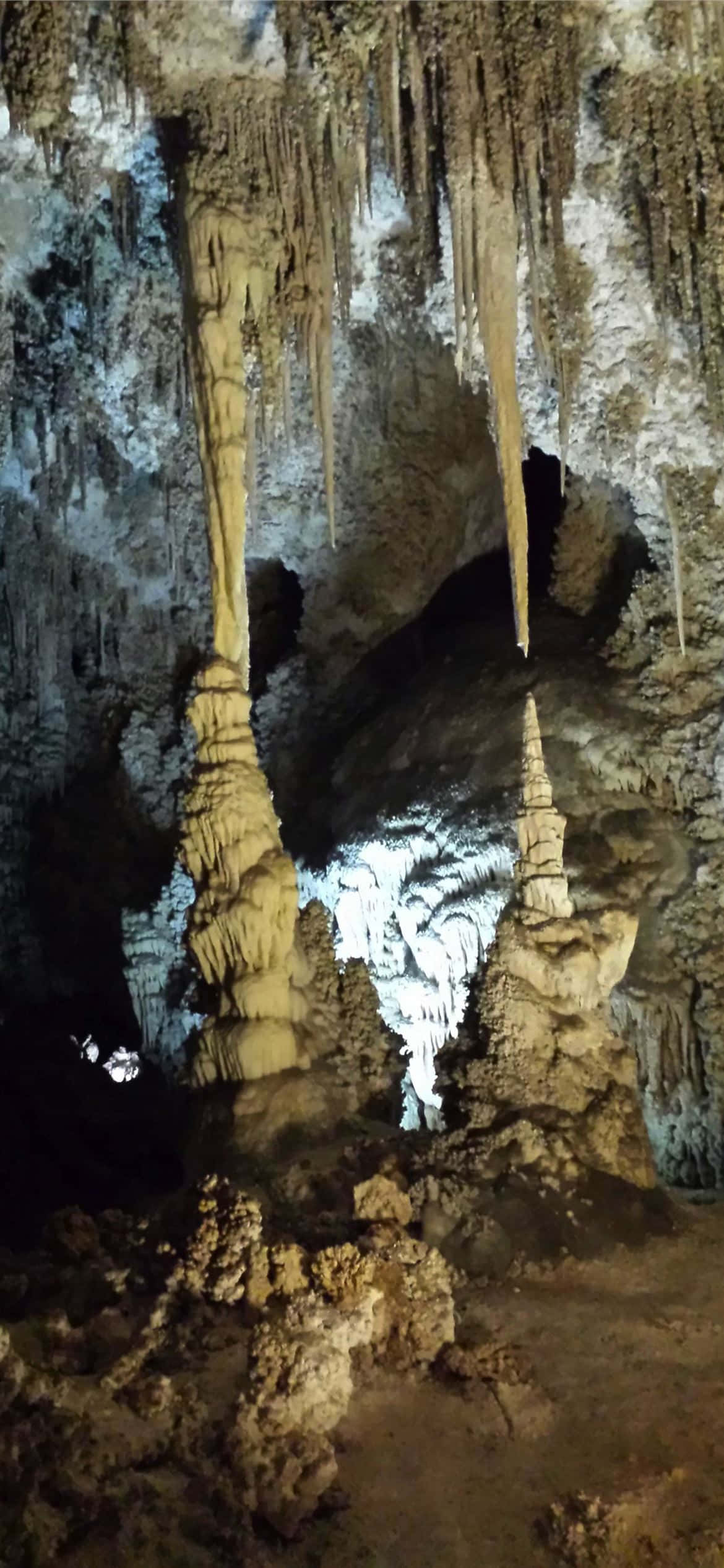 stalagmites, stalactites, Carlsbad Caverns National Park, Full HD Phone Wallpaper