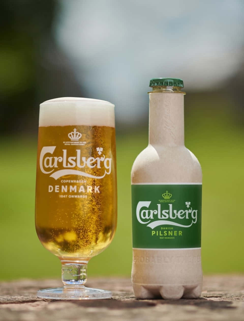 Carlsberg, beer bottle, branded glass, SD Phone Wallpaper