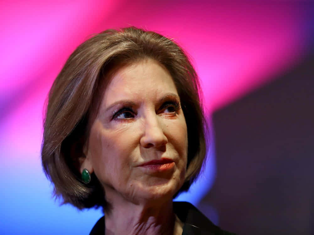 Carly Fiorina, short brown hair, green earrings, SD Desktop Wallpaper