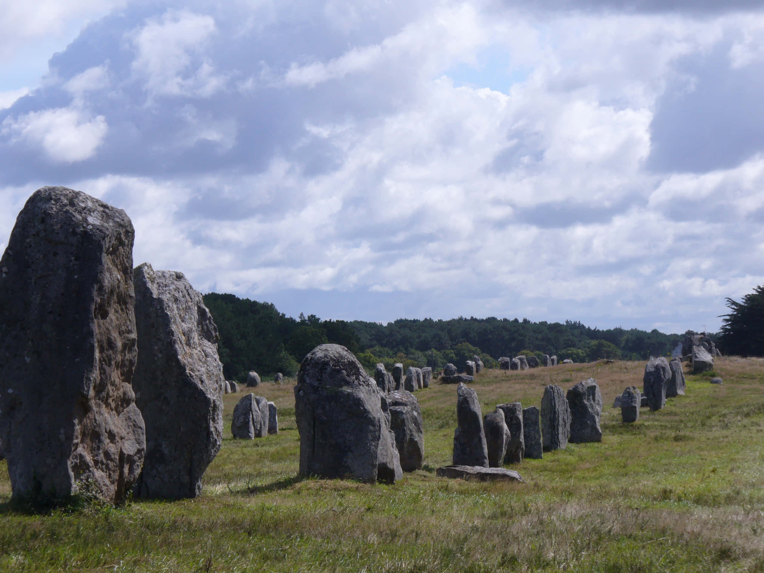Carnac, granite stones, standing stones, 2K Desktop Wallpaper