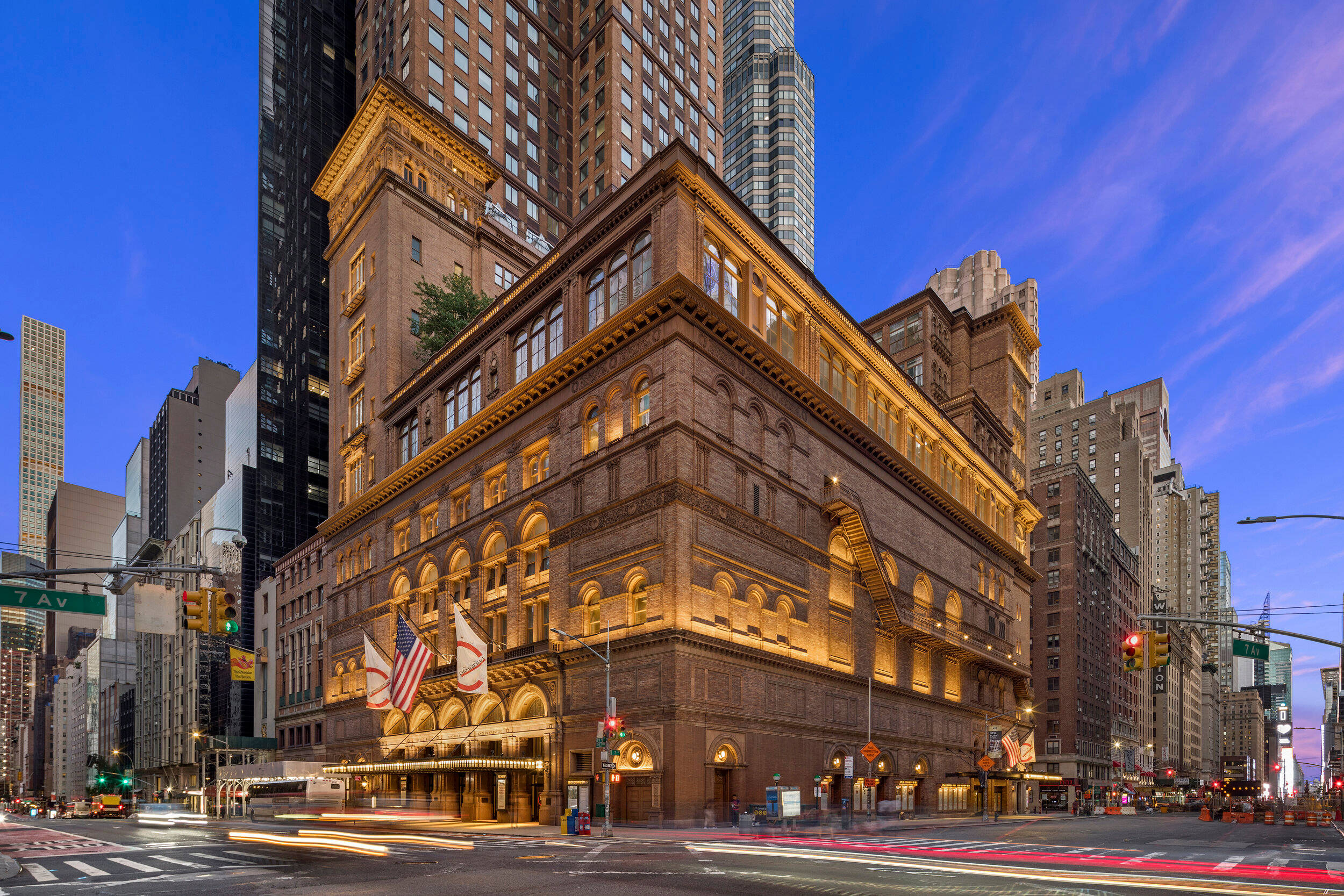 Carnegie Hall, twilight sky, bustling New York City street scene, Full HD Desktop Wallpaper
