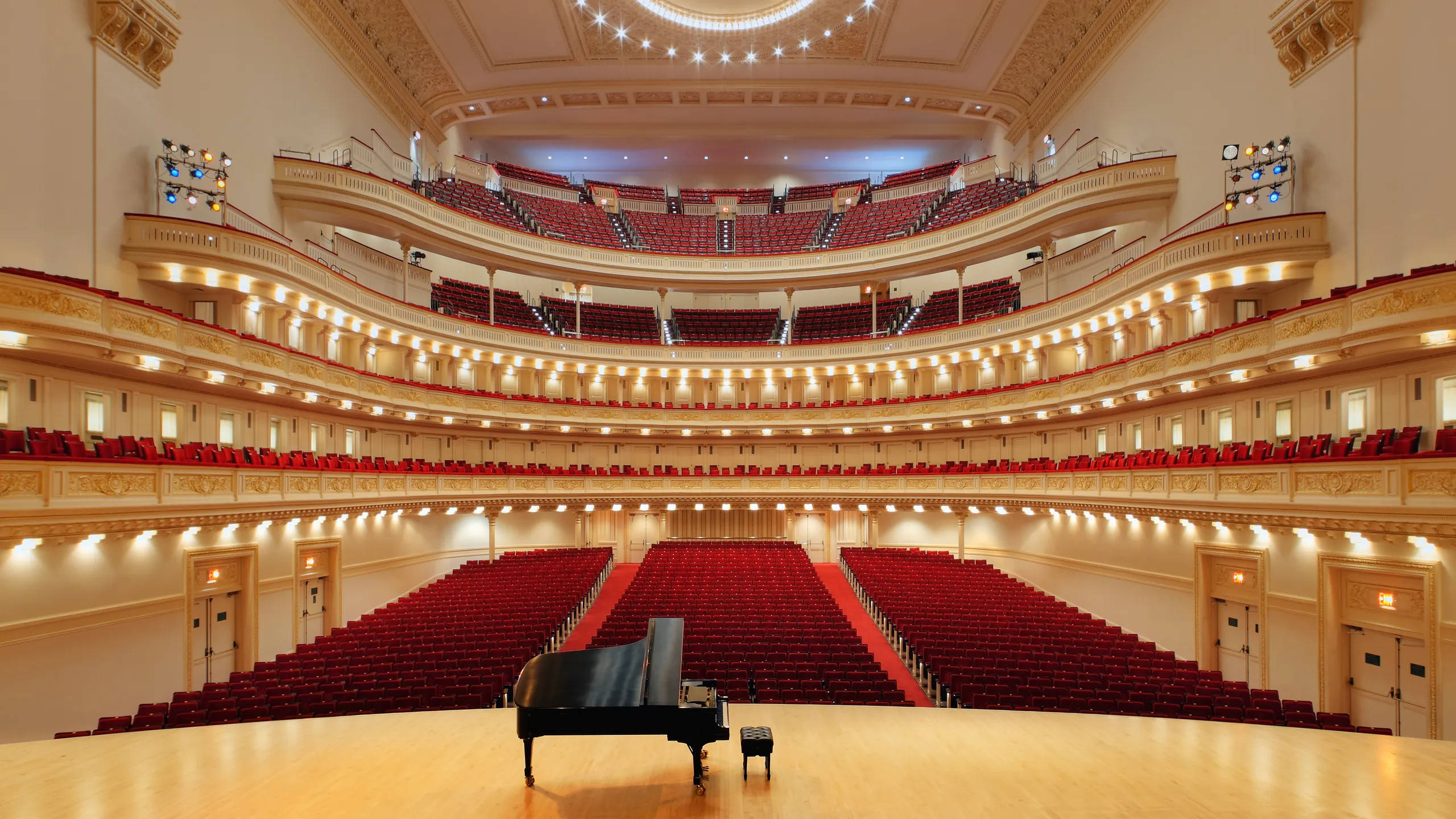 Carnegie Hall, red seats, gold balconies, 2K Desktop Wallpaper