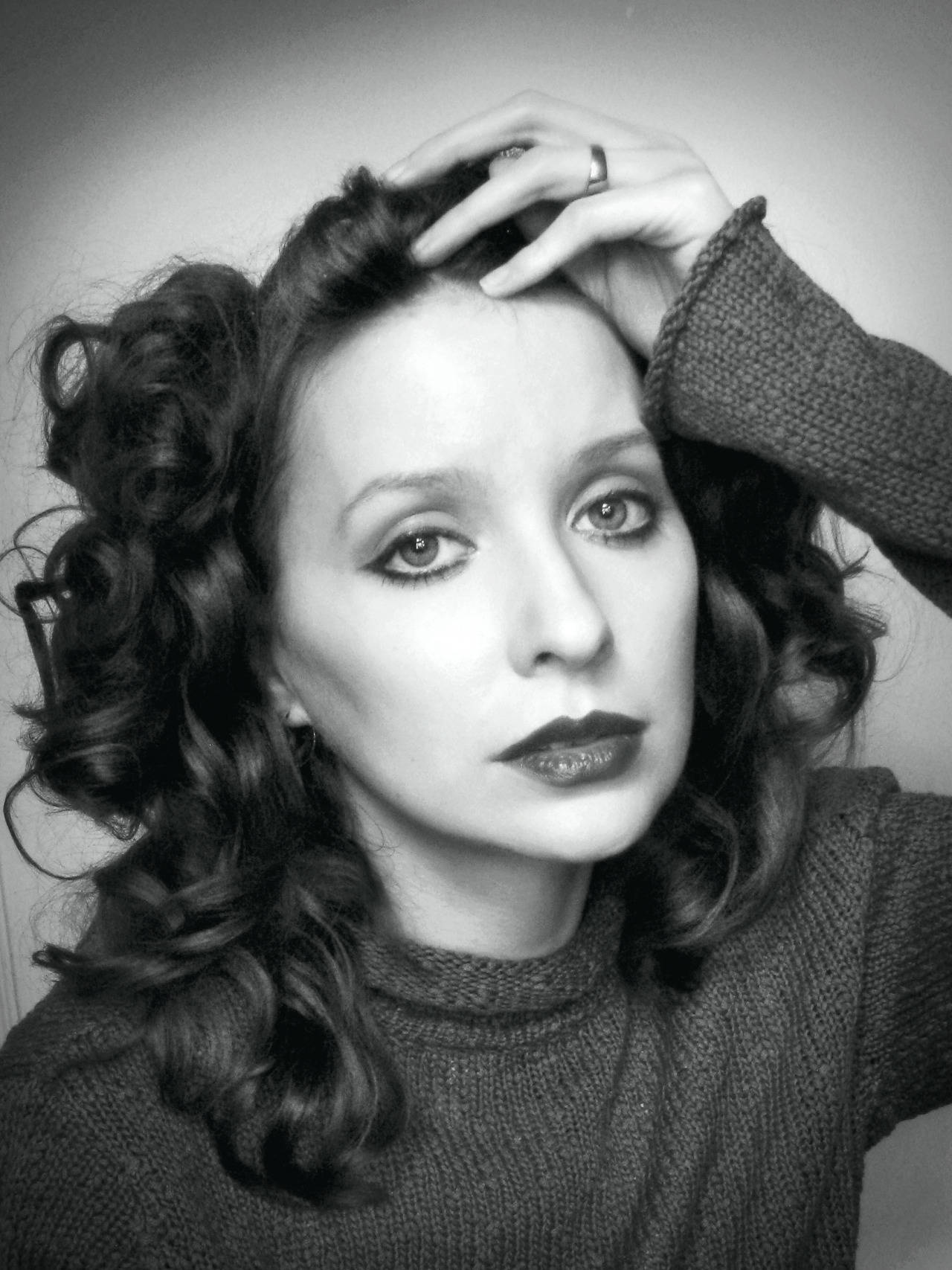 Carol Kane, black haired, curly hair, HD Phone Wallpaper