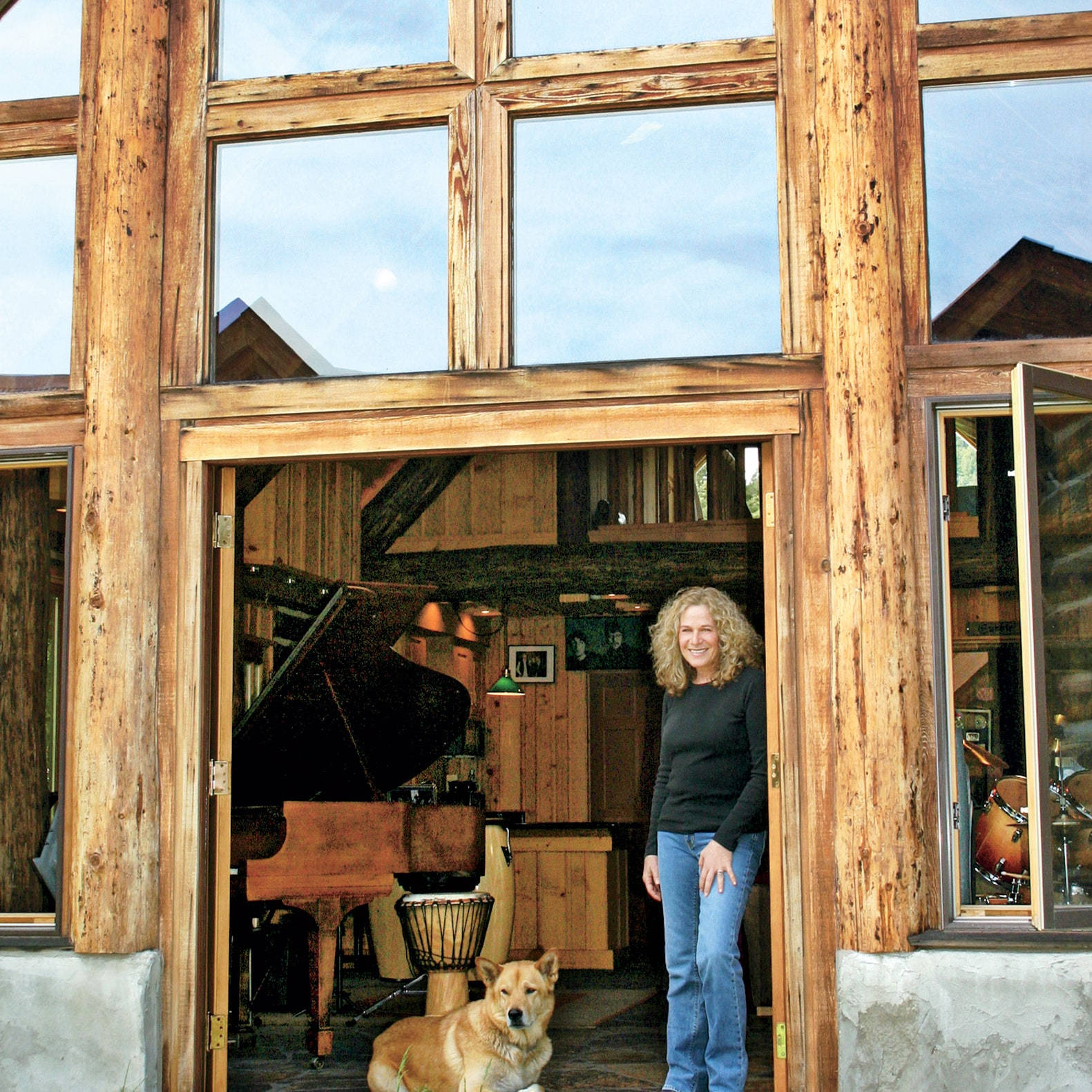 Carole King, Idaho home, rustic wooden doorway, HD Desktop Wallpaper