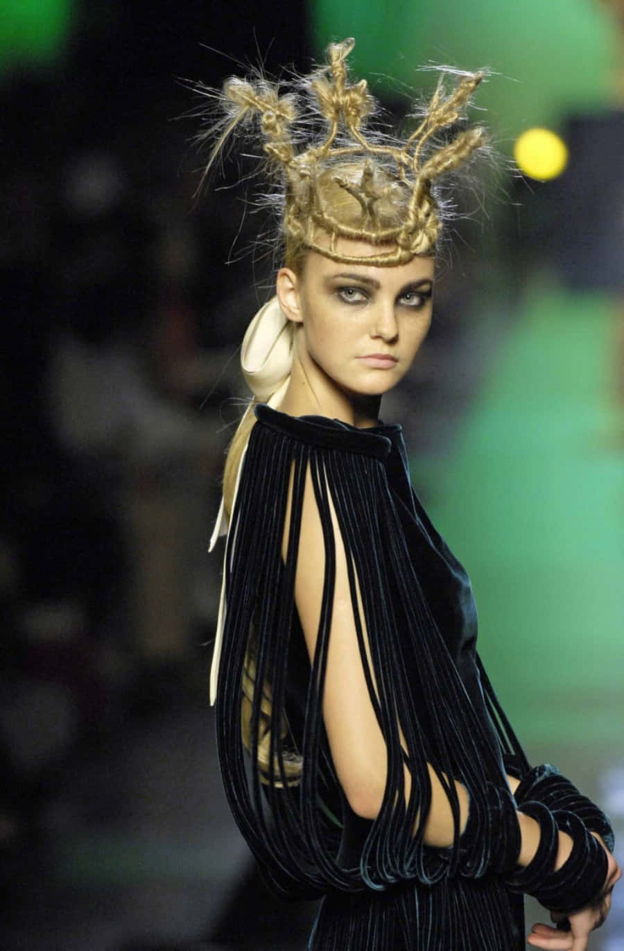 Caroline Trentini, black velvet gown, cascading fringe, HD Phone Wallpaper