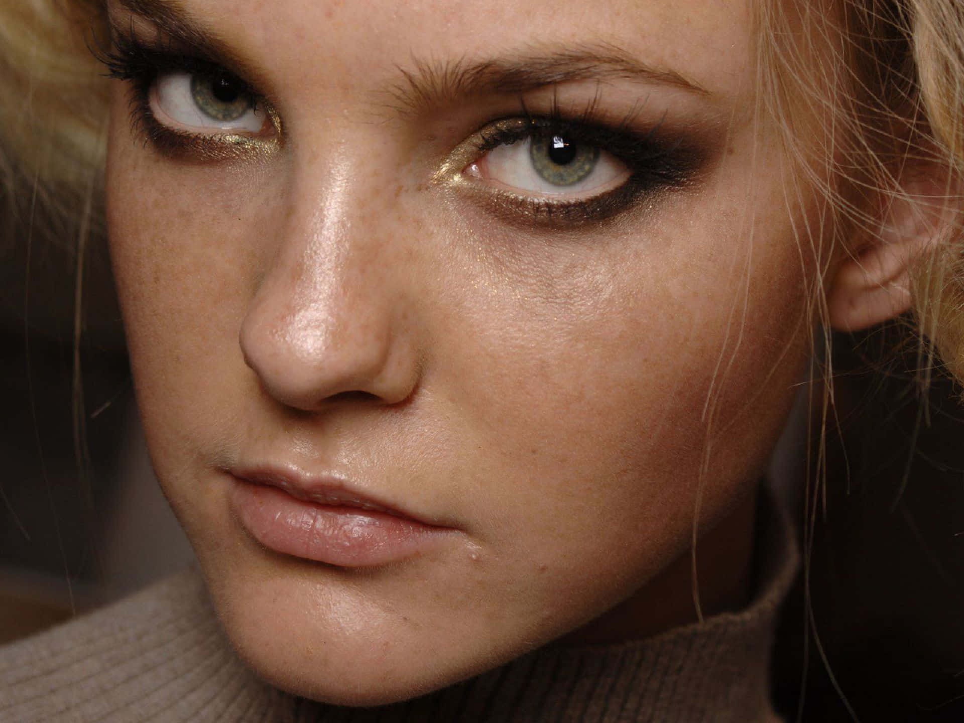 Caroline Trentini, green eyes, shimmering gold eyeliner, Full HD Desktop Wallpaper