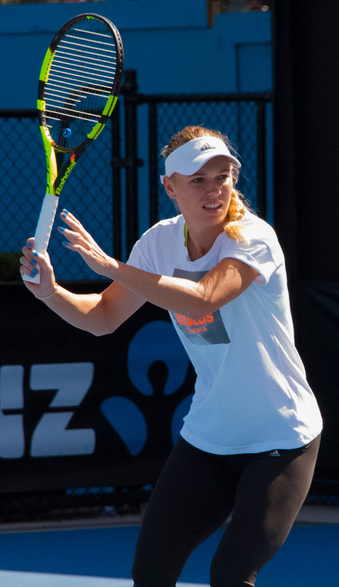 Caroline Wozniacki, tennis racket, white gear, Full HD Phone Wallpaper