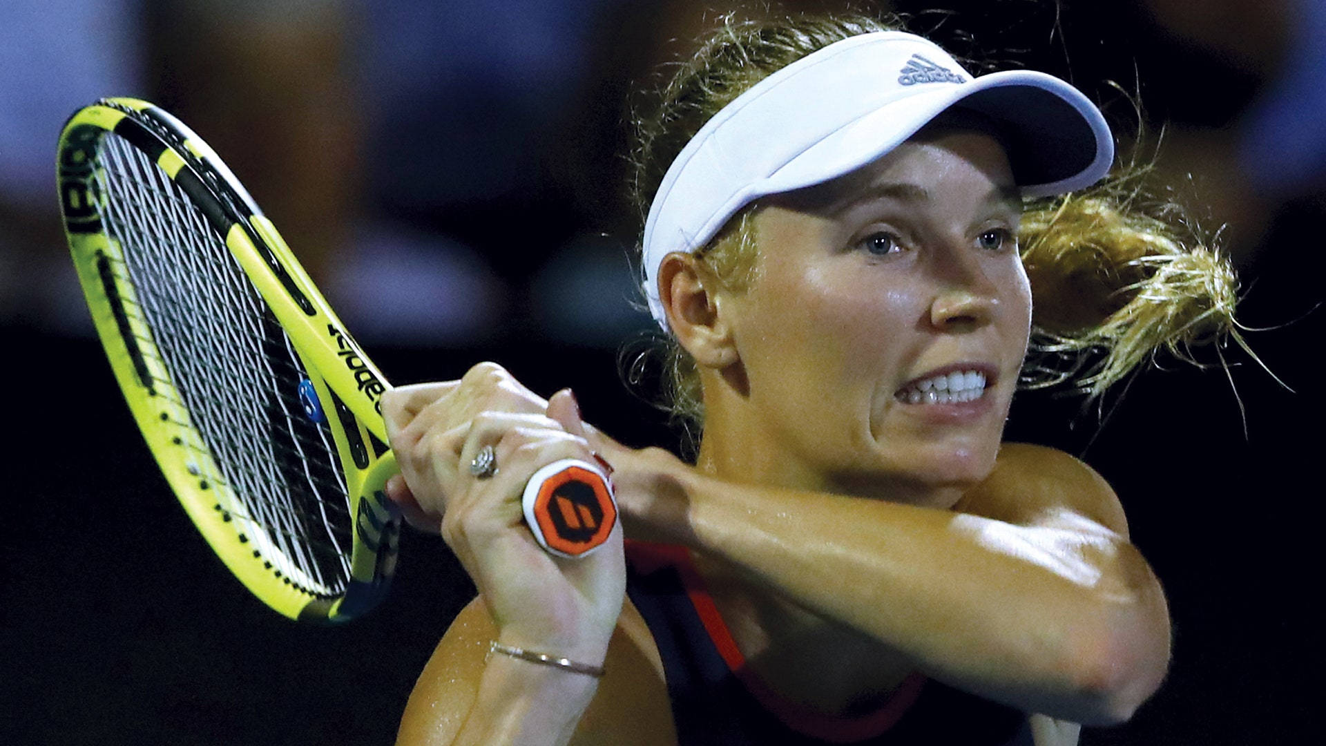 Caroline Wozniacki, tennis racket, yellow racket, Full HD Desktop Wallpaper