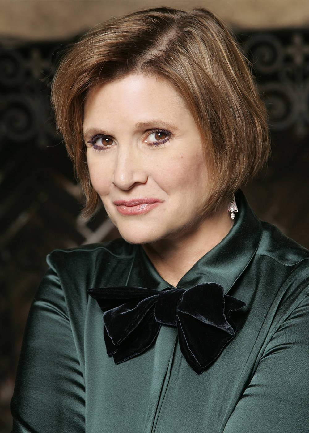Carrie Fisher, dark green velvet blouse, black bow tie, HD Phone Wallpaper