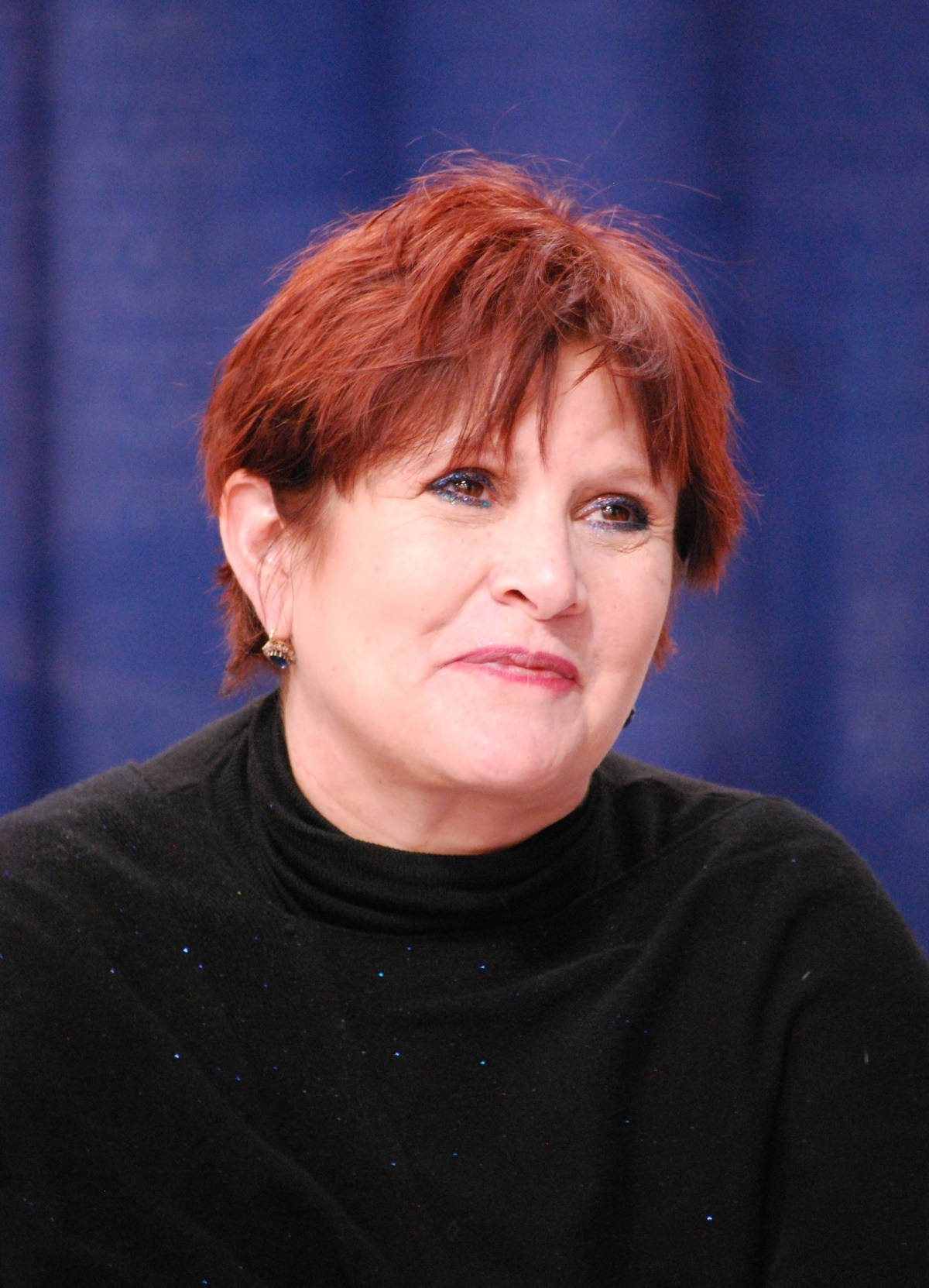 Carrie Fisher, talk show, short red hair, HD Phone Wallpaper