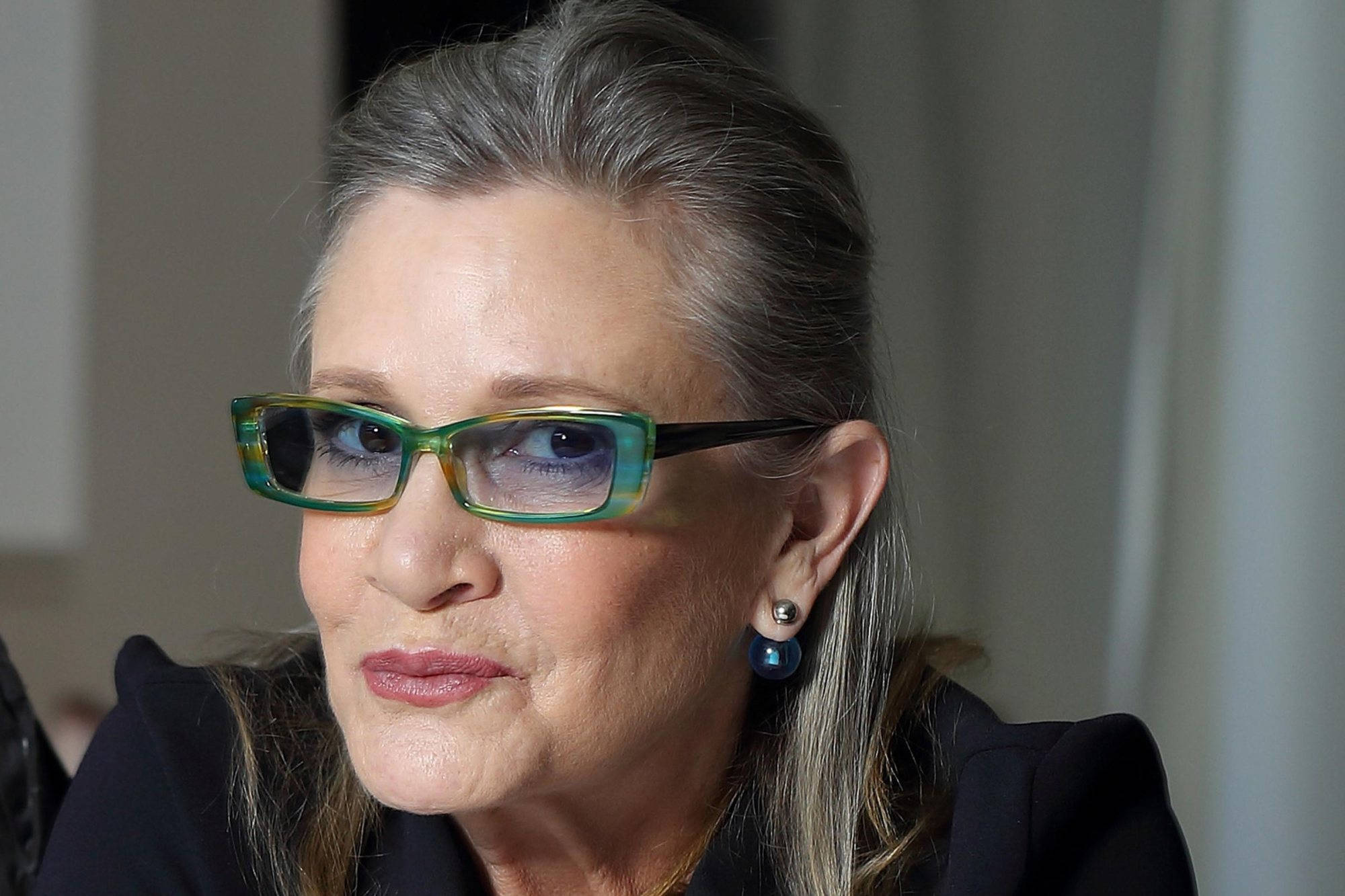 Carrie Fisher, gray hair, colorful glasses, Full HD Desktop Wallpaper