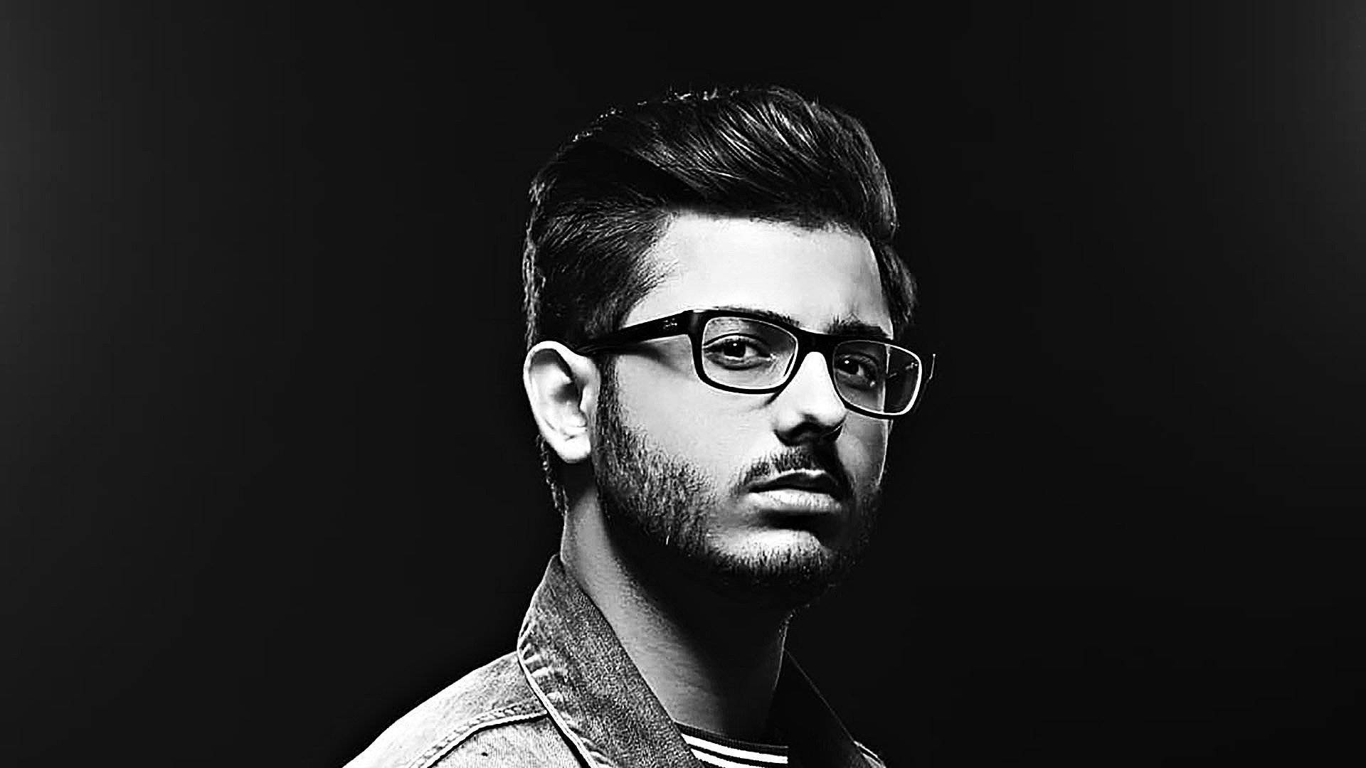 Carryminati, black and white portrait, glasses, Full HD Desktop Wallpaper