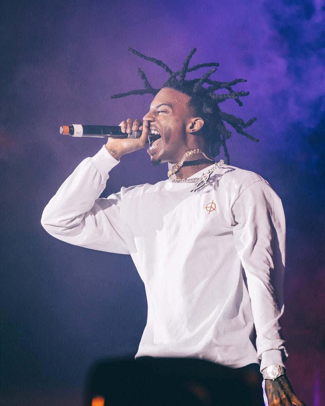 Carti Pfp, dreadlocks, microphone, HD Phone Wallpaper