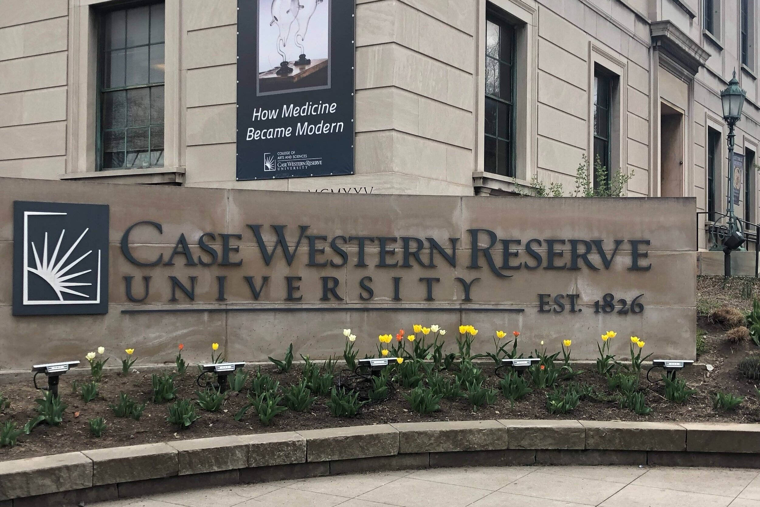 Case Western Reserve University, sign, yellow tulips, Full HD Desktop Wallpaper