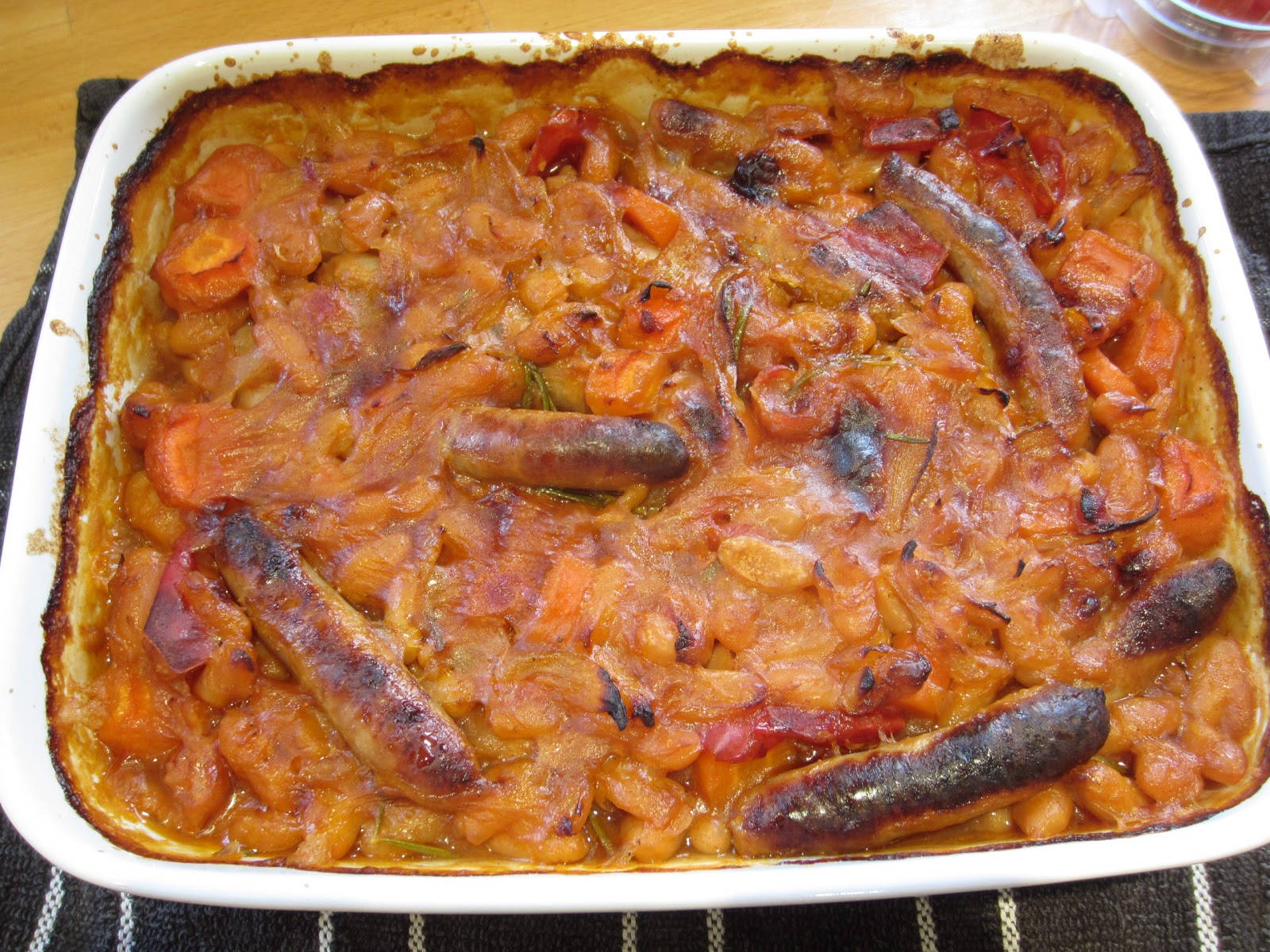 Cassoulet, sausage, bacon, HD Desktop Wallpaper