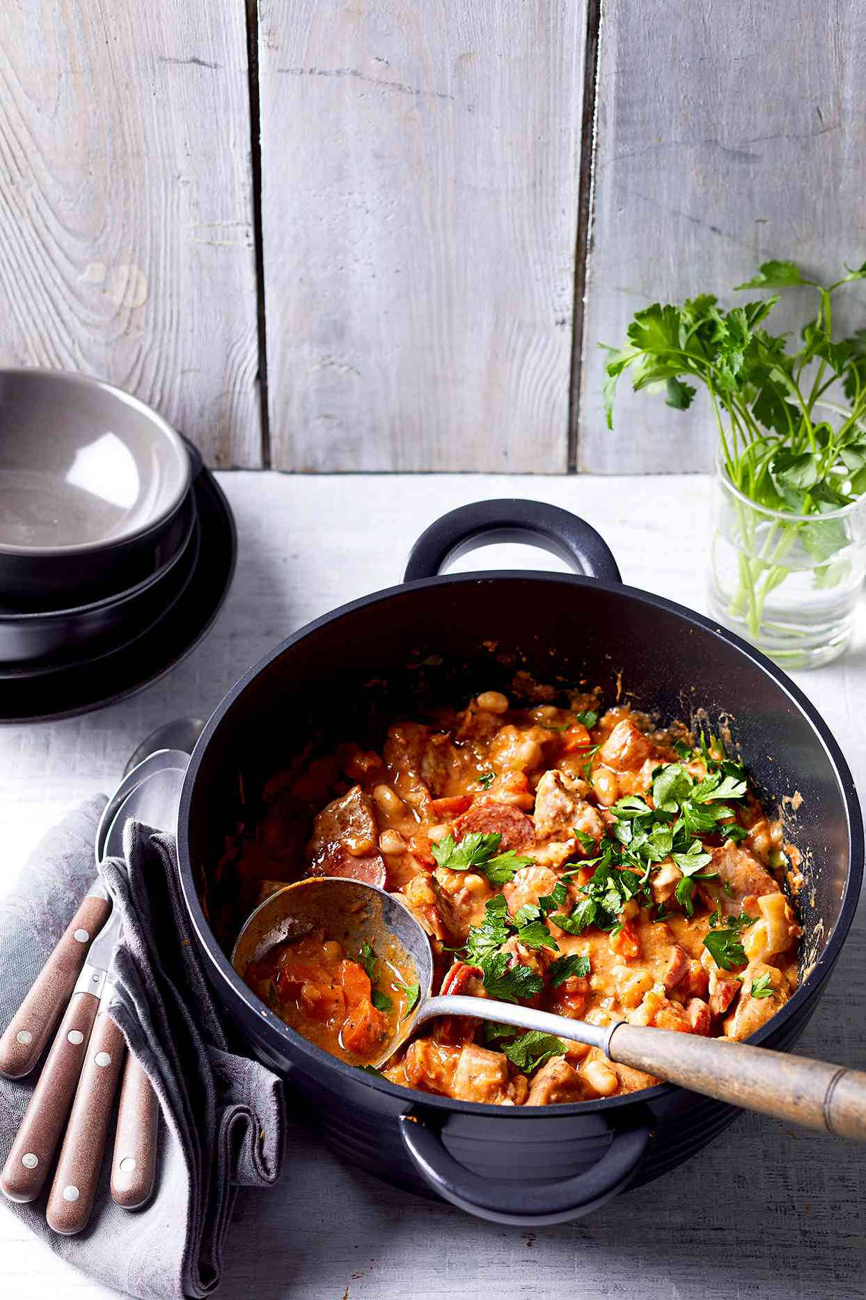 One Pot Pork Cassoulet, steaming pot, hearty stew, HD Phone Wallpaper