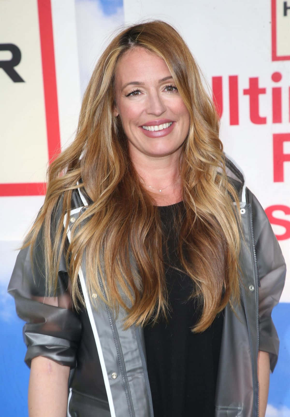 Cat Deeley, black dress, gray jacket, HD Phone Wallpaper