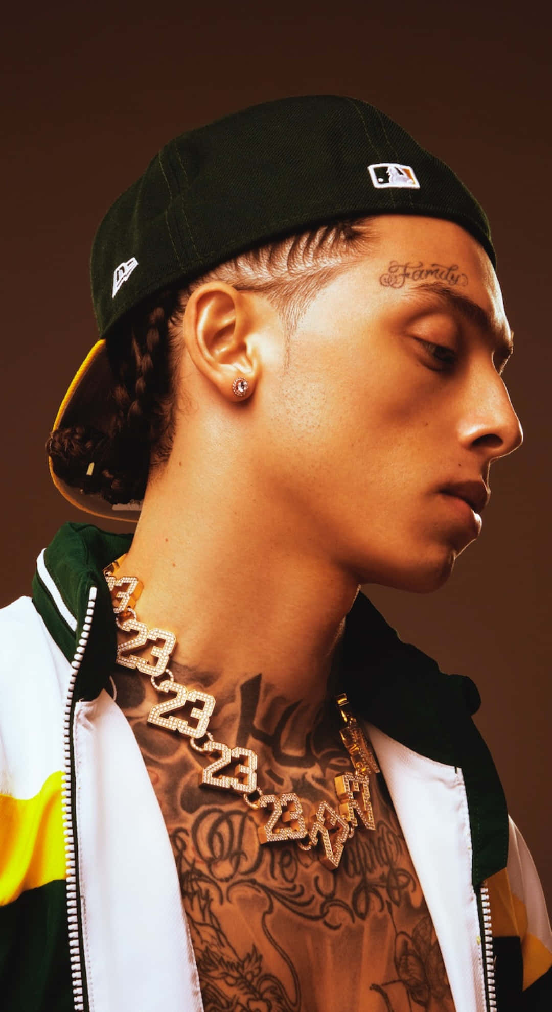 Central Cee, black cap, gold chain, Full HD Phone Wallpaper