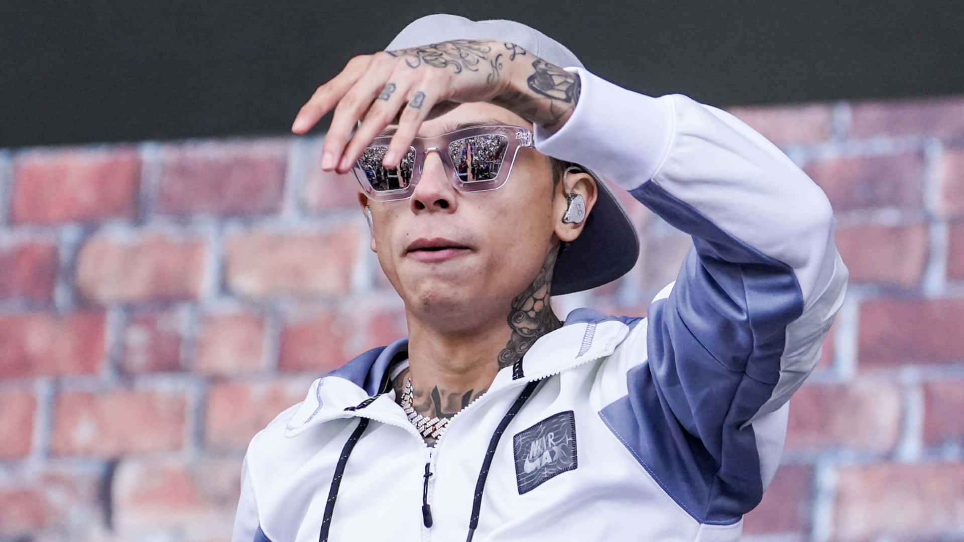 Central Cee, white and blue jacket, pink sunglasses, Full HD Desktop Wallpaper