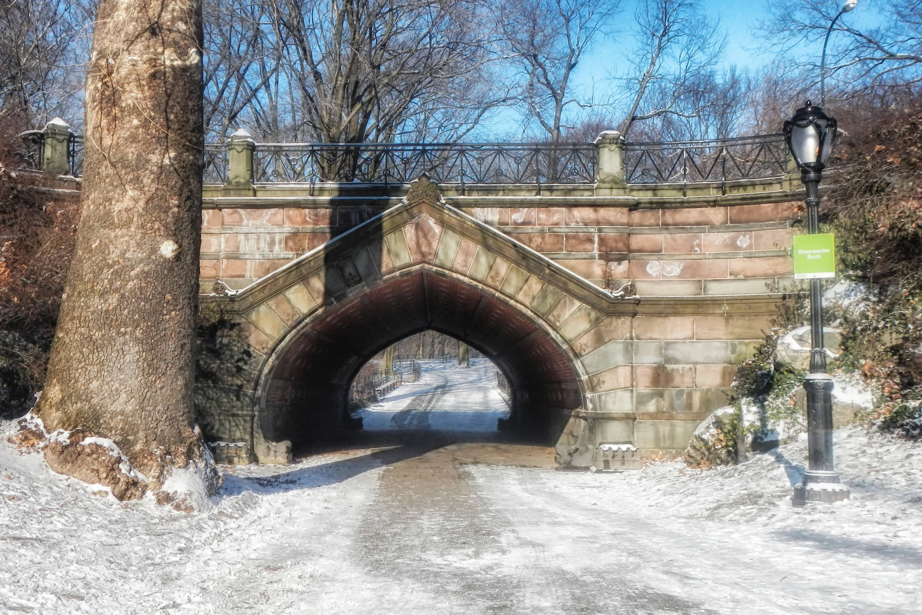 Central Park, stone arch bridge, snowy park, 2K Desktop Wallpaper