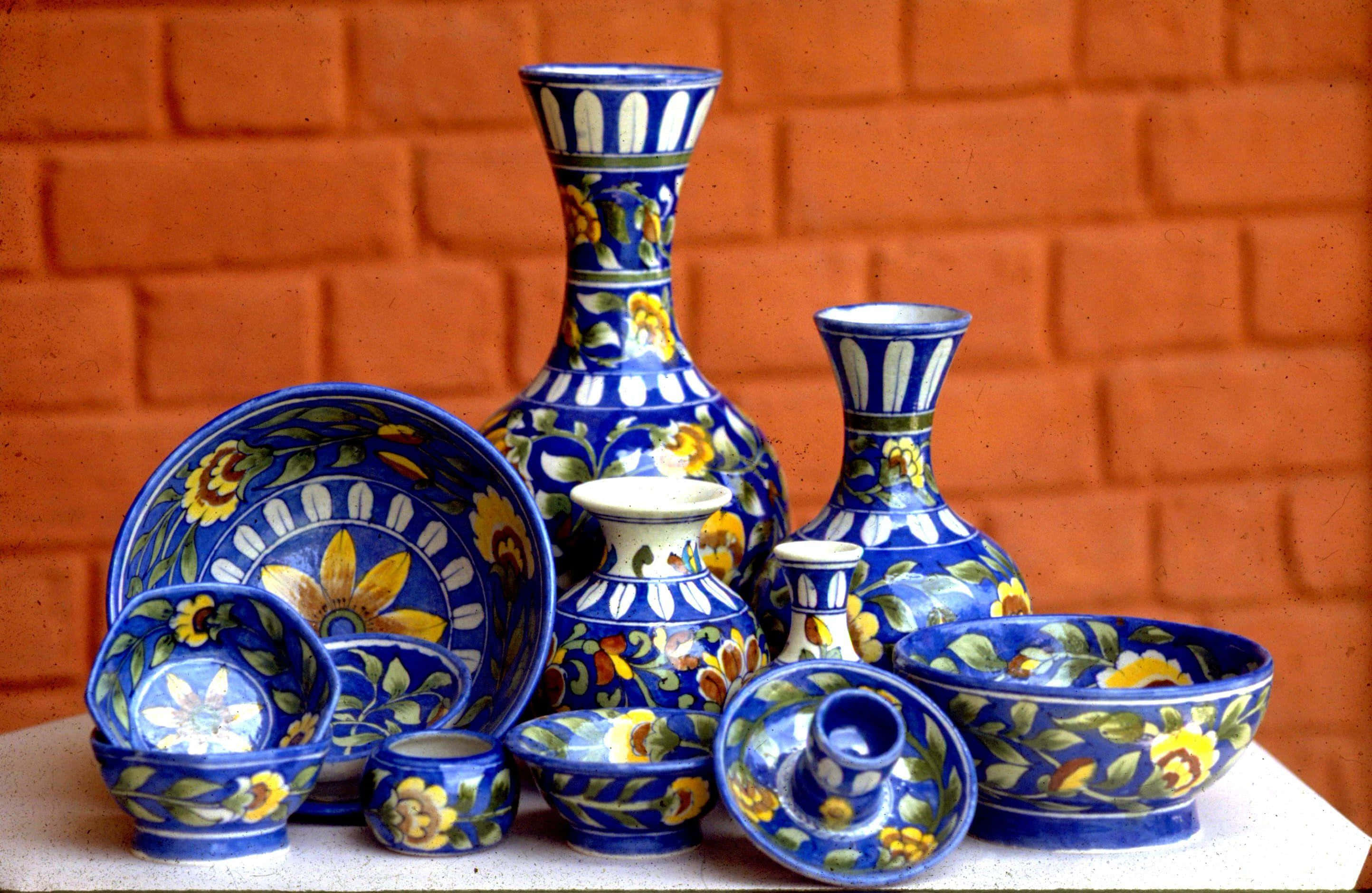 ceramics, blue ceramic bowls, yellow floral patterns, 2K Desktop Wallpaper