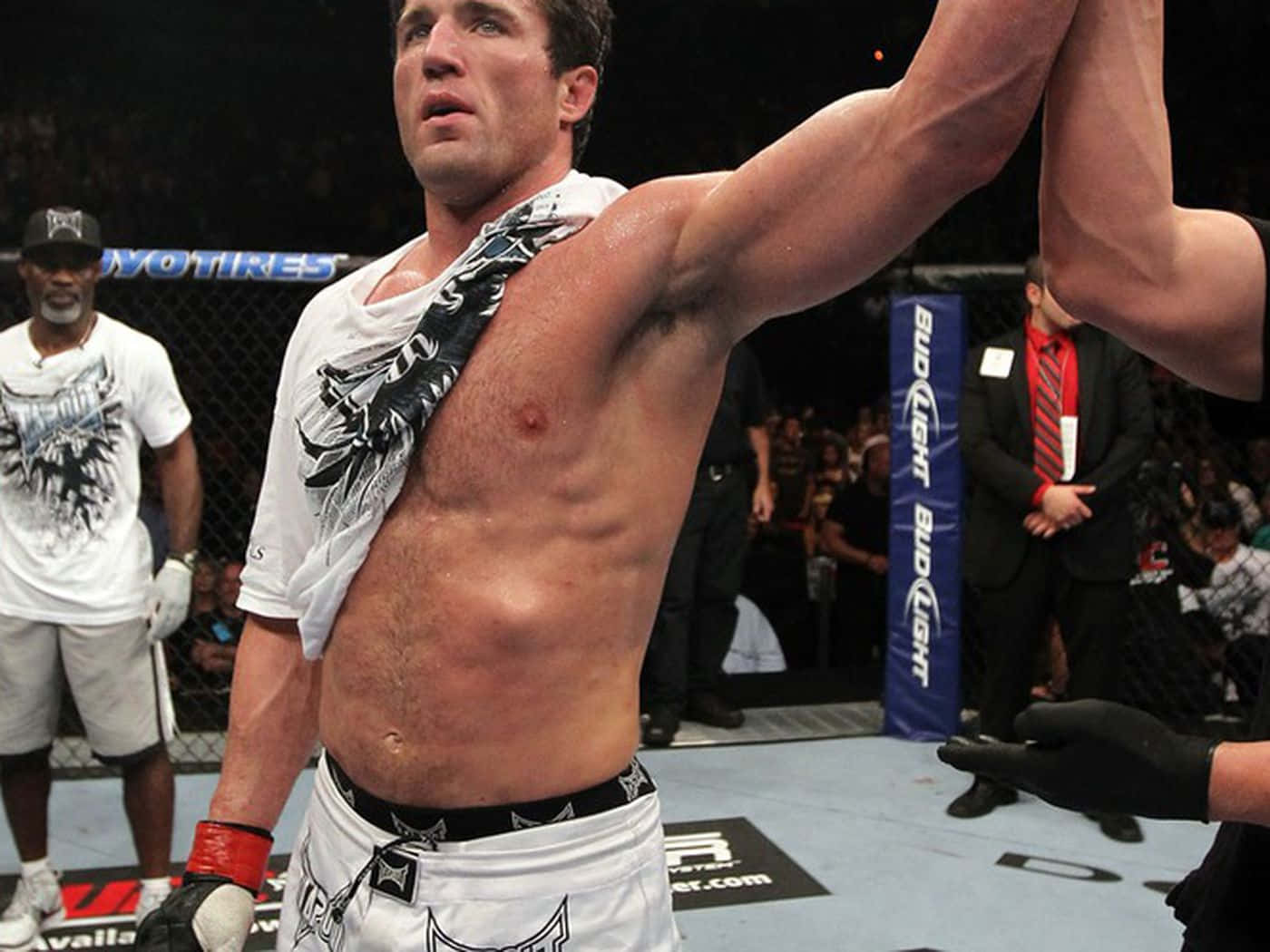 Chael Sonnen, octagon, referee, HD Desktop Wallpaper