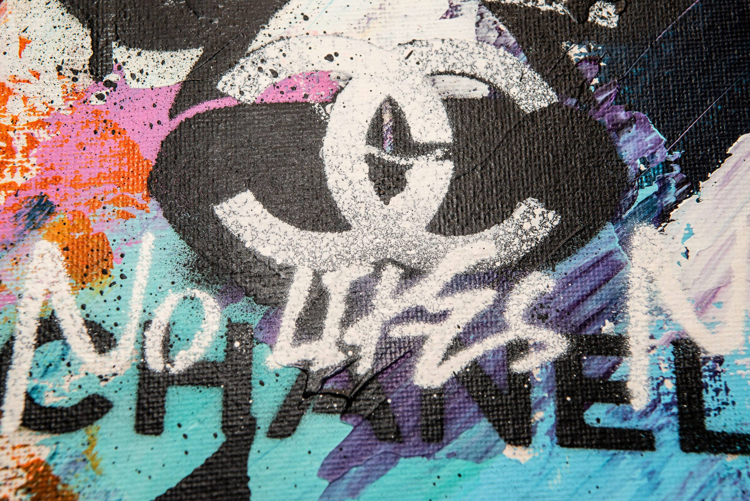 Chanel, Chanel logo, graffiti-covered canvas, 2K Desktop Wallpaper