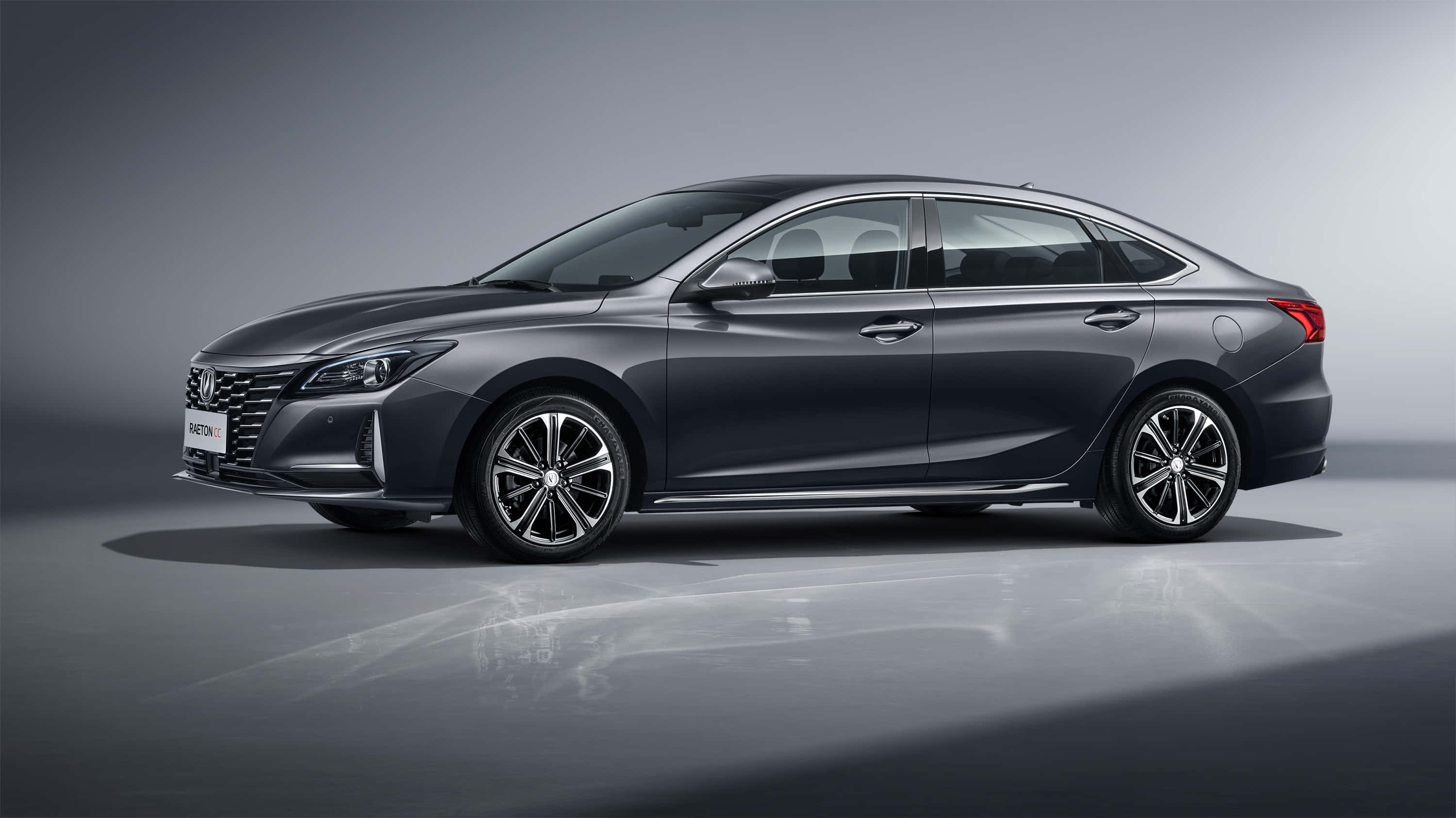 Changan Raeton CC, dark gray, chrome accents, 2K Desktop Wallpaper