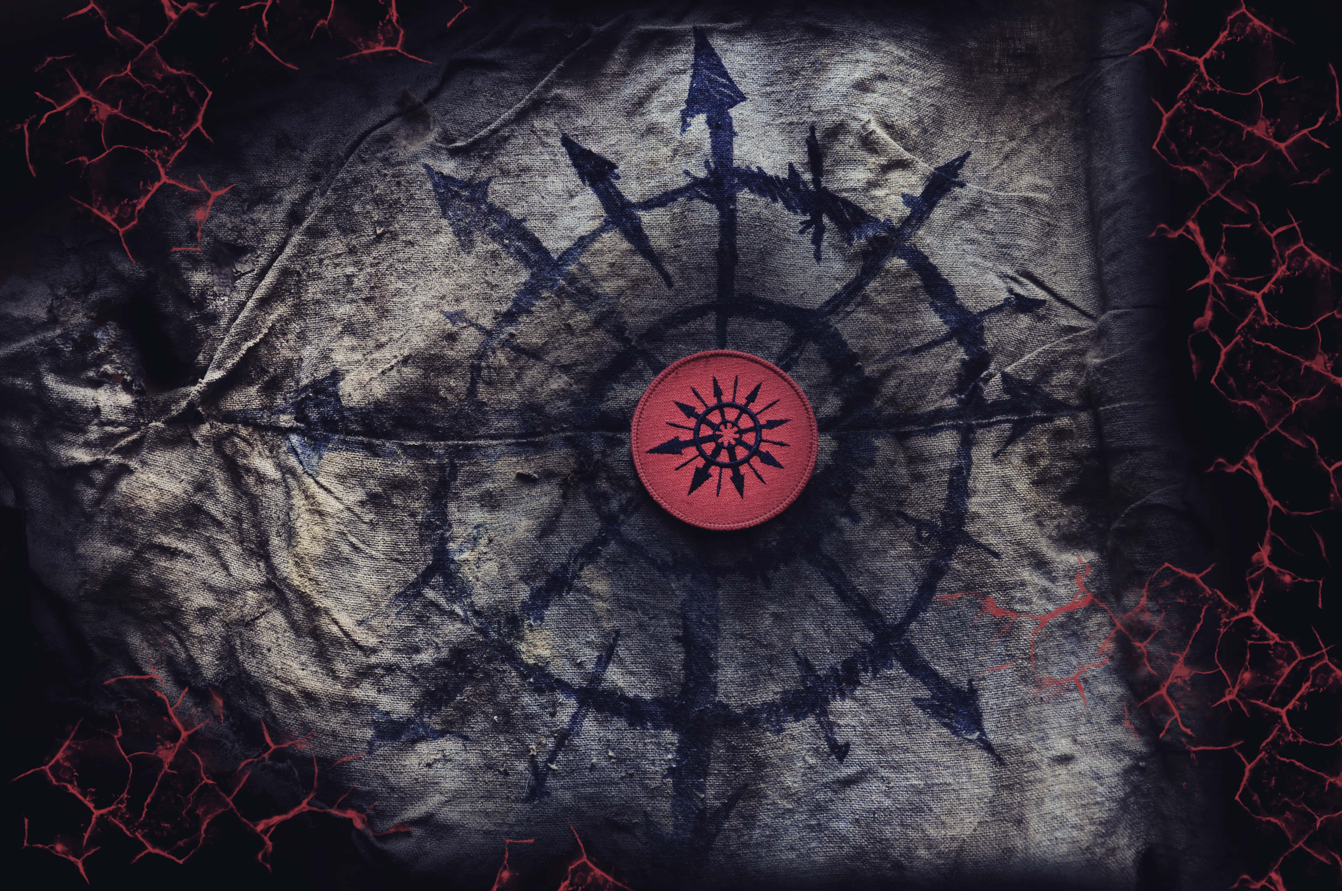 red compass, red circle, black sunburst, 4K Desktop Wallpaper