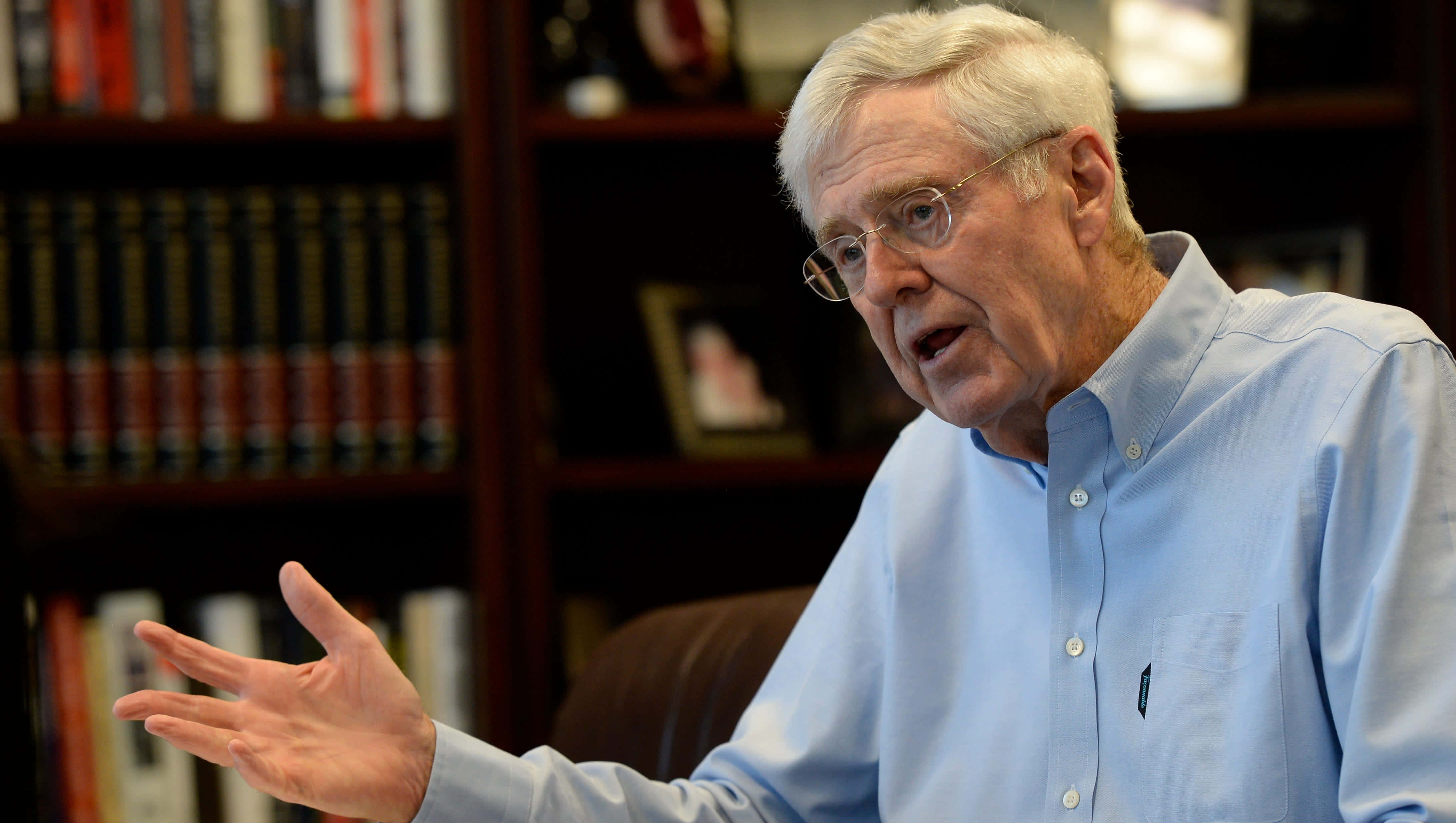 Charles G. Koch, white hair, glasses, 4K Desktop Wallpaper