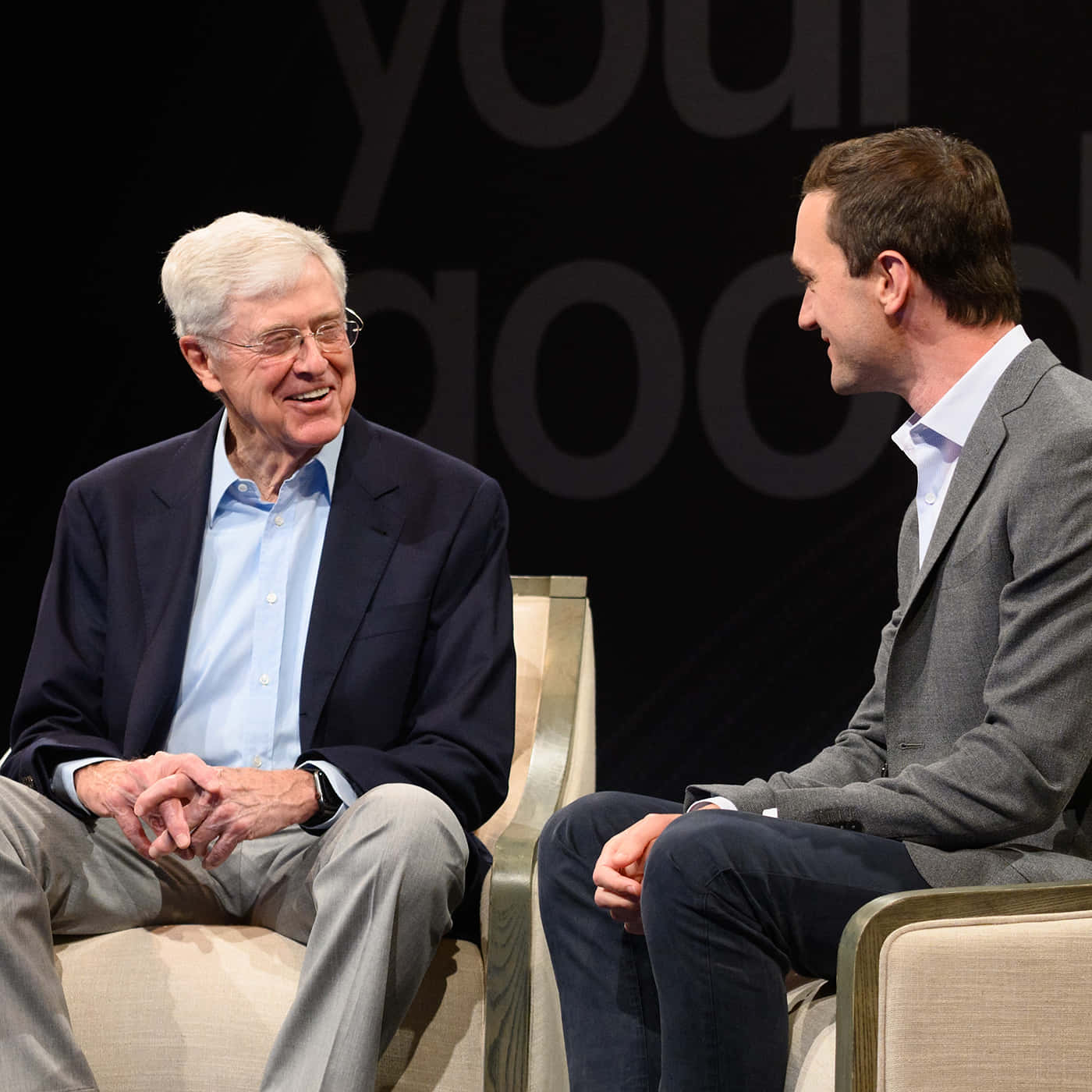 Charles G. Koch, suit, stage, HD Desktop Wallpaper
